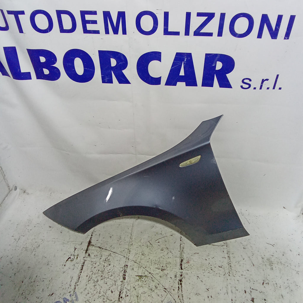 parafango fianchetto anteriore sinistro bmw 118d anno 2007