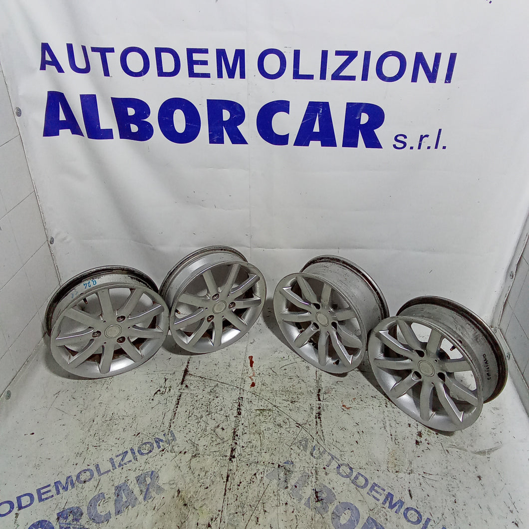 4 Cerchi in lega smart fortwo 15 pollici codice 0015425V001