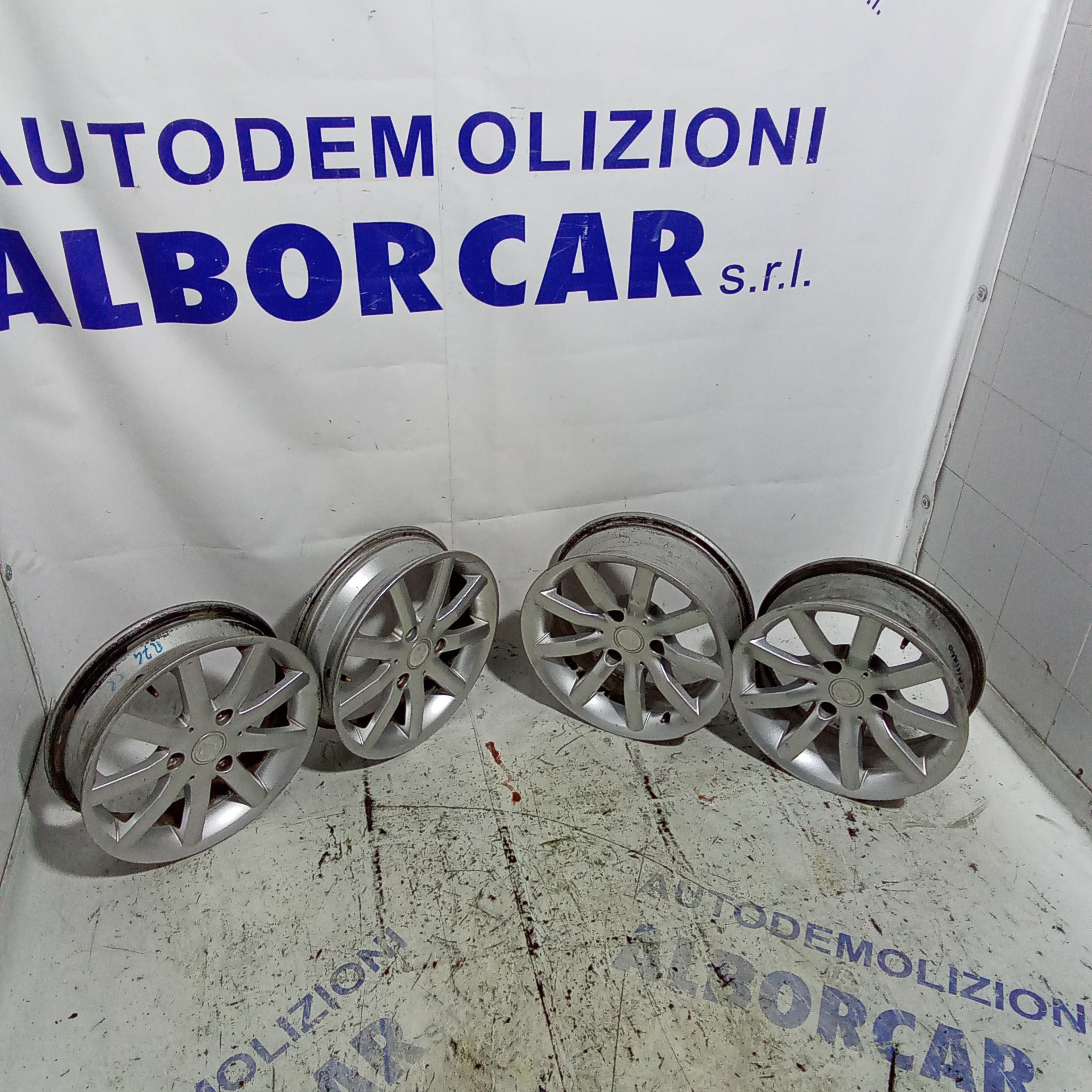 4 Cerchi in lega smart fortwo 15 pollici codice 0015425V001