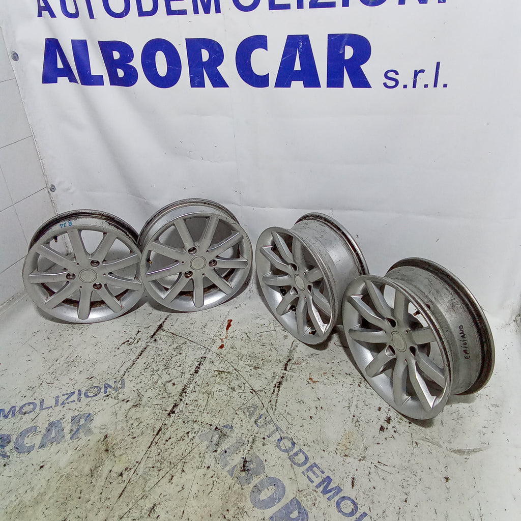 4 Cerchi in lega smart fortwo 15 pollici codice 0015425V001