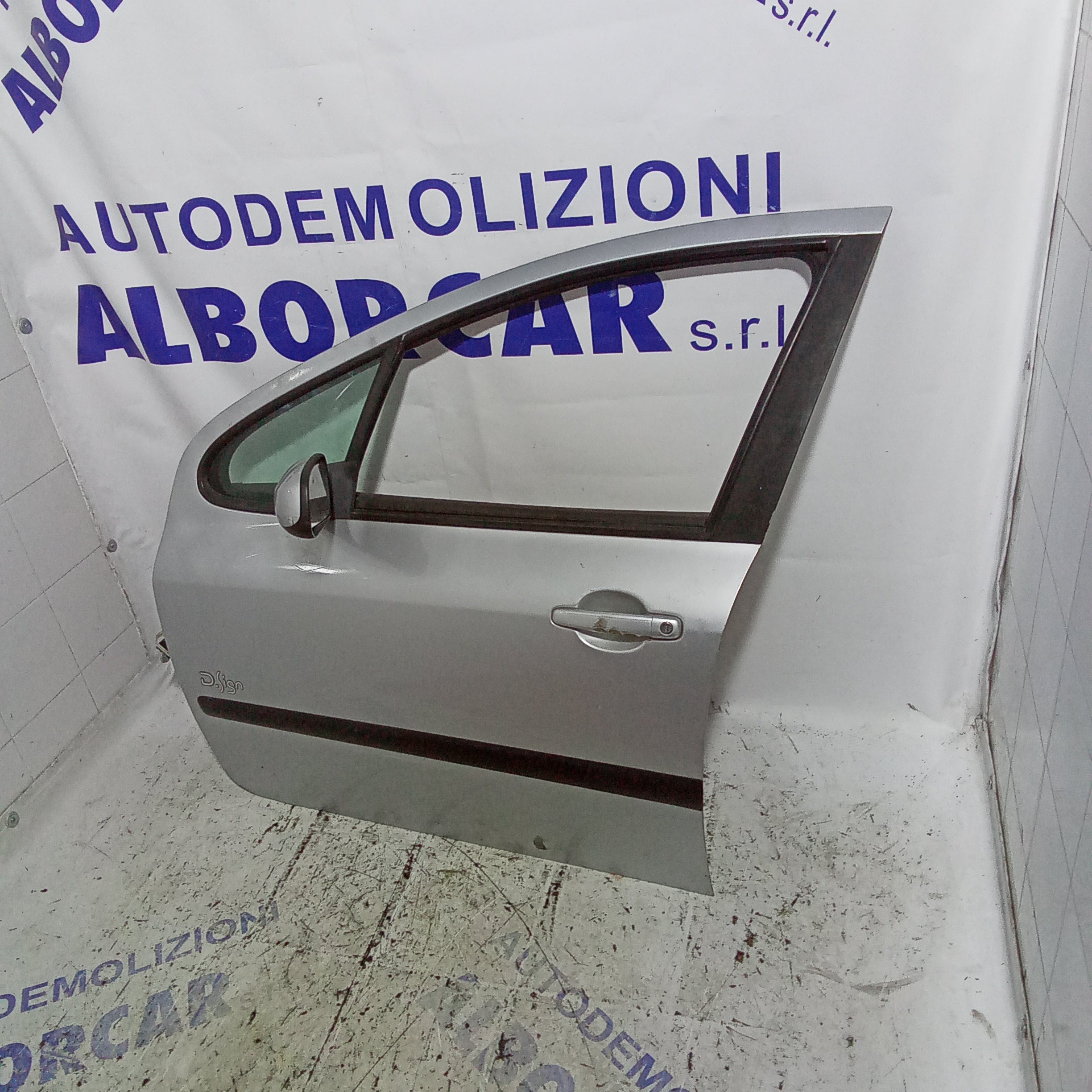Complete left front door peugeot 307 year 2007