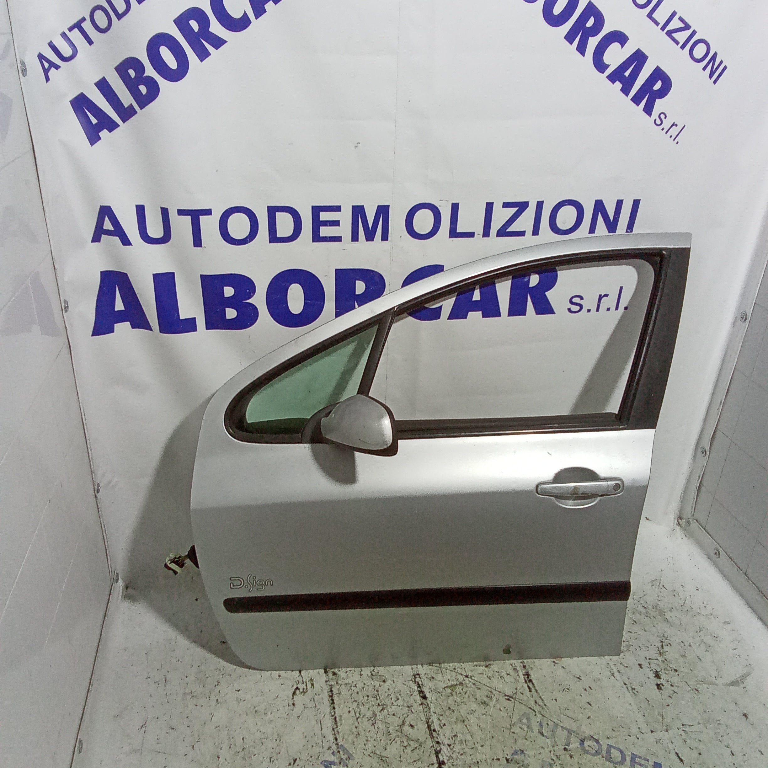 Complete left front door peugeot 307 year 2007