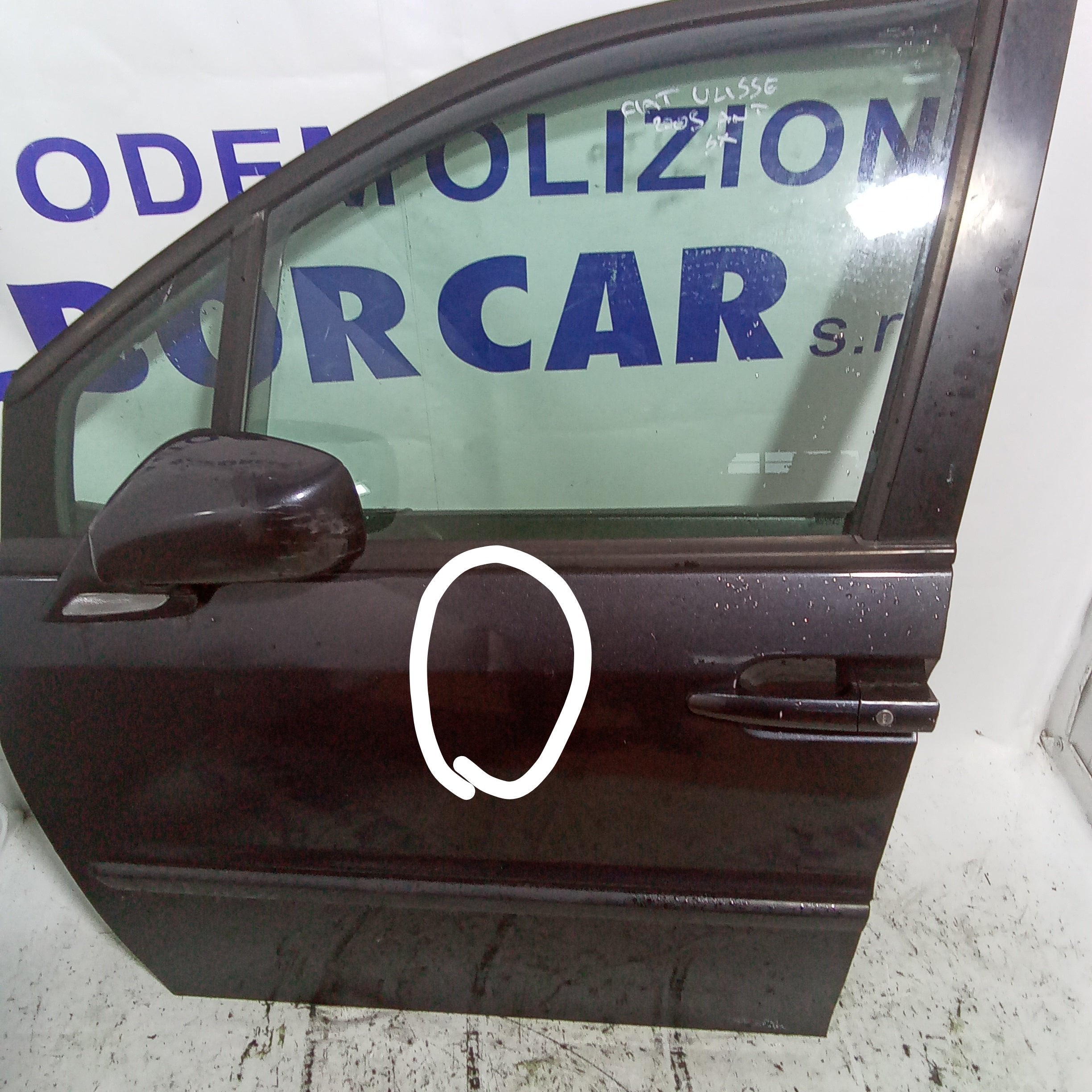 Complete left front door Fiat Ulysse 2.2 year 2005