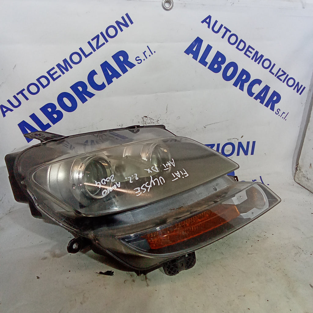 right front headlamp Fiat Ulysse 2.2 diesel year 2004 part number 1494323080