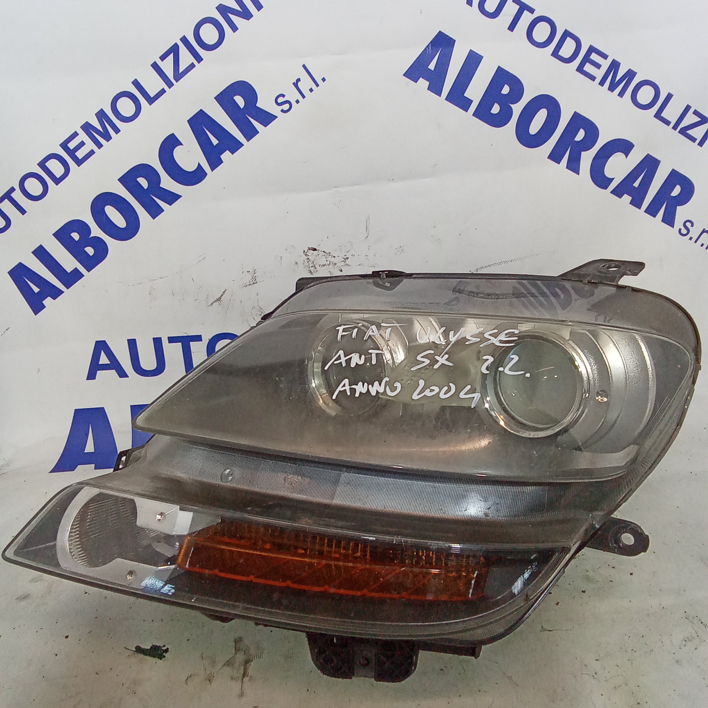 Faro delantero izquierdo Fiat Ulysse 2.2 diésel año 2004 código 1494324080