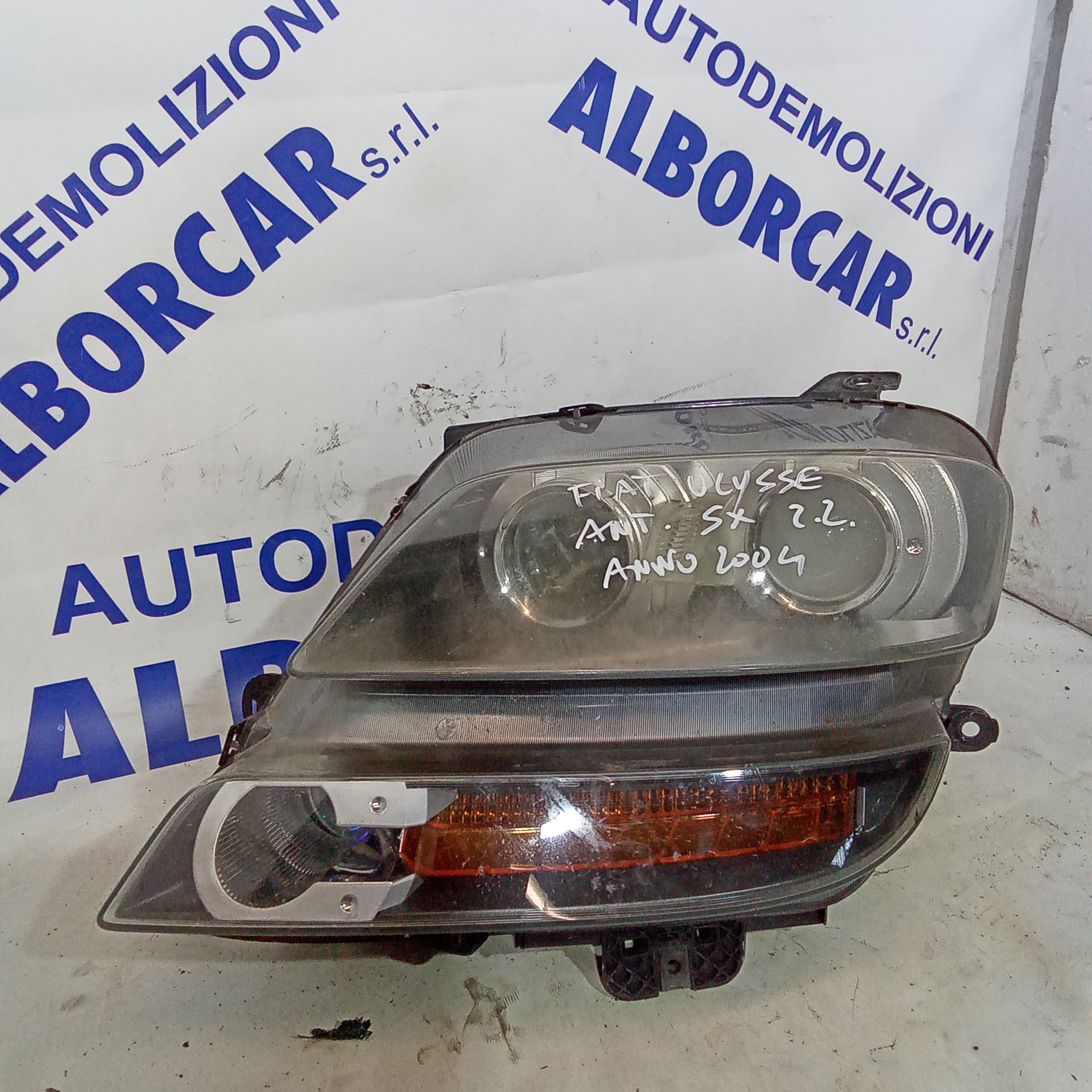 Faro delantero izquierdo Fiat Ulysse 2.2 diésel año 2004 código 1494324080