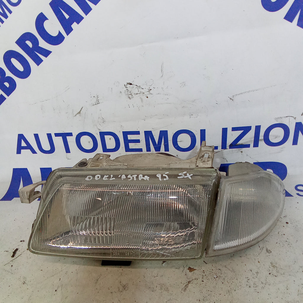 faro delantero izquierdo opel astra 1.7 diesel año 1995 código 90383786