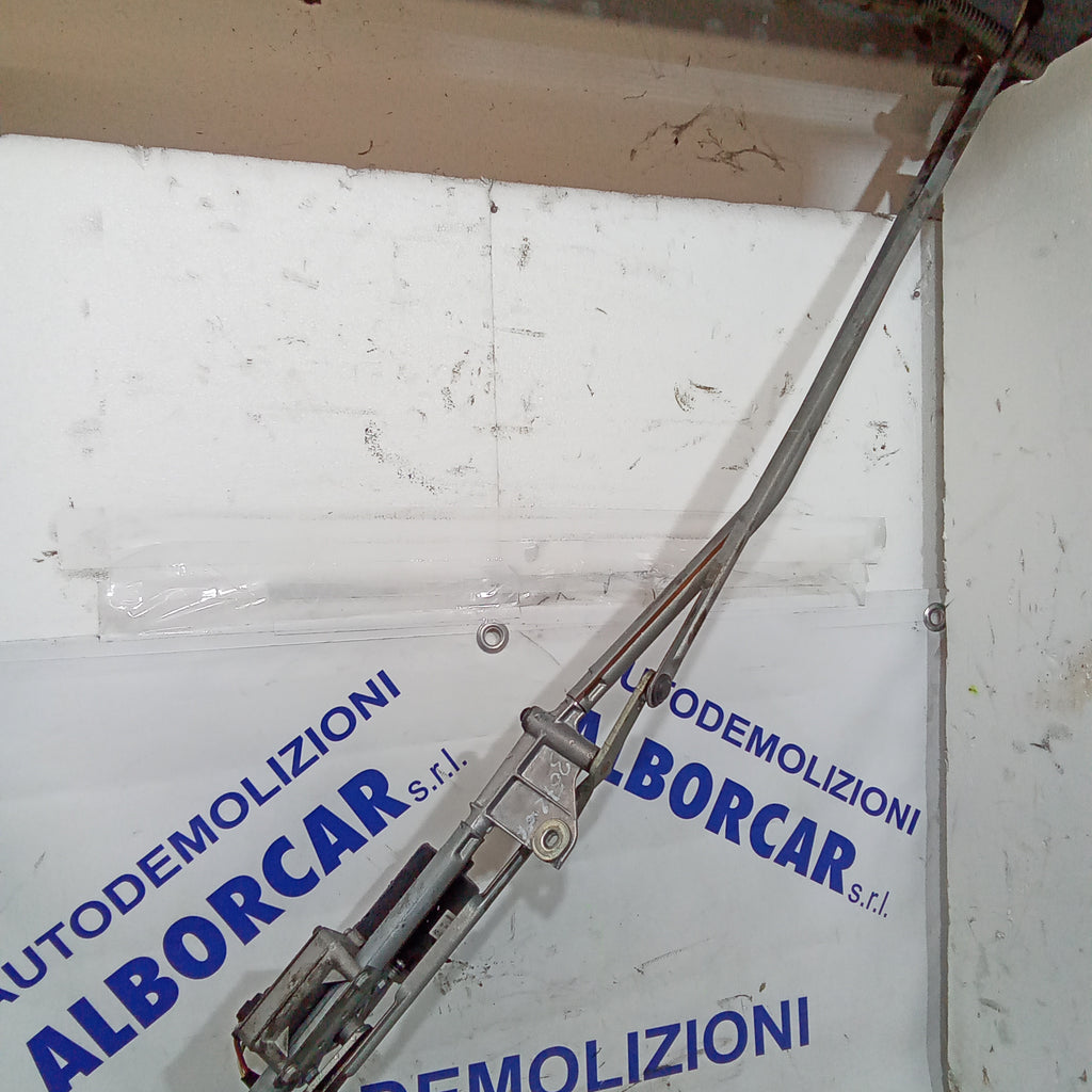 Peugeot 307 2.0d wiper motor year 2007 code 404.638