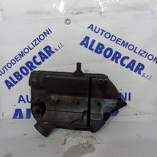 Carica l&#39;immagine nel visualizzatore di Gallery, Scatola filtro aria fiat grande punto 1.3 multijet
