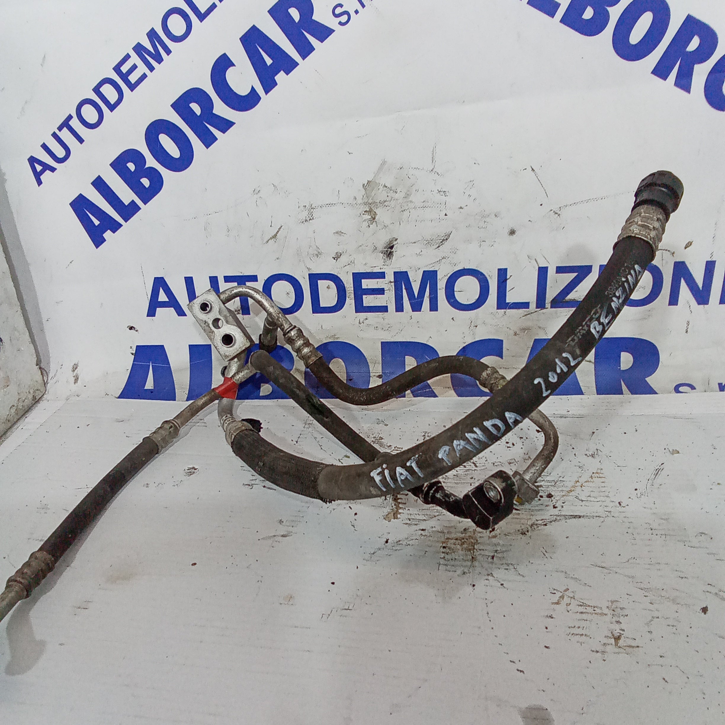 Tubo aria condizionata 2 pezzi fiat panda 1.2 benzina anno 2012