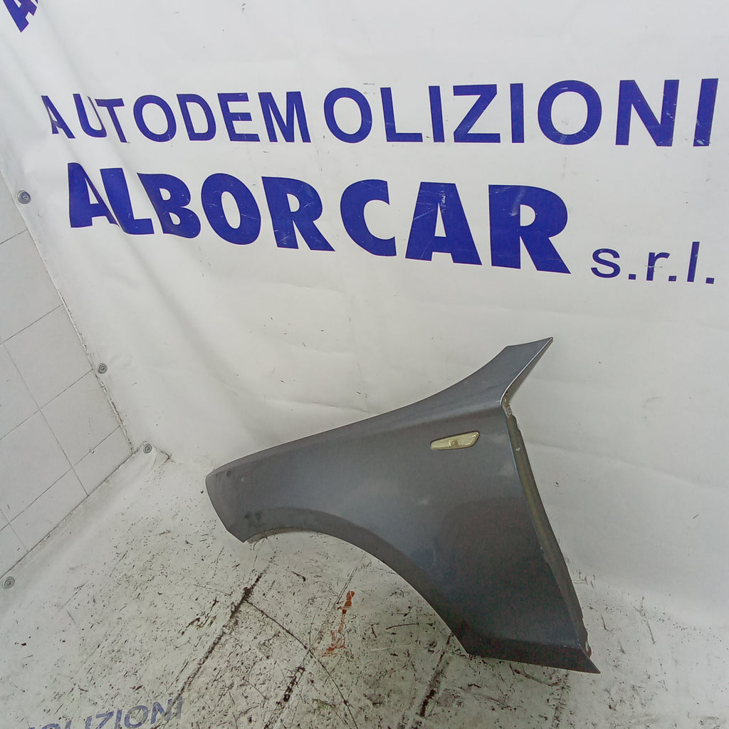 parafango fianchetto anteriore sinistro bmw 118d