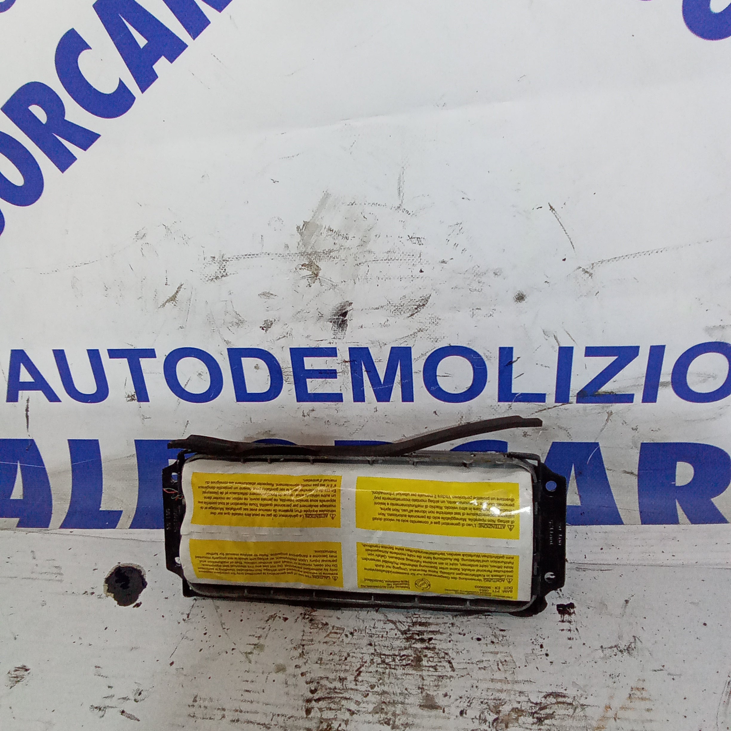 Airbag lato passeggero lancia y 1.3 multijet anno 2005 codice 517379570