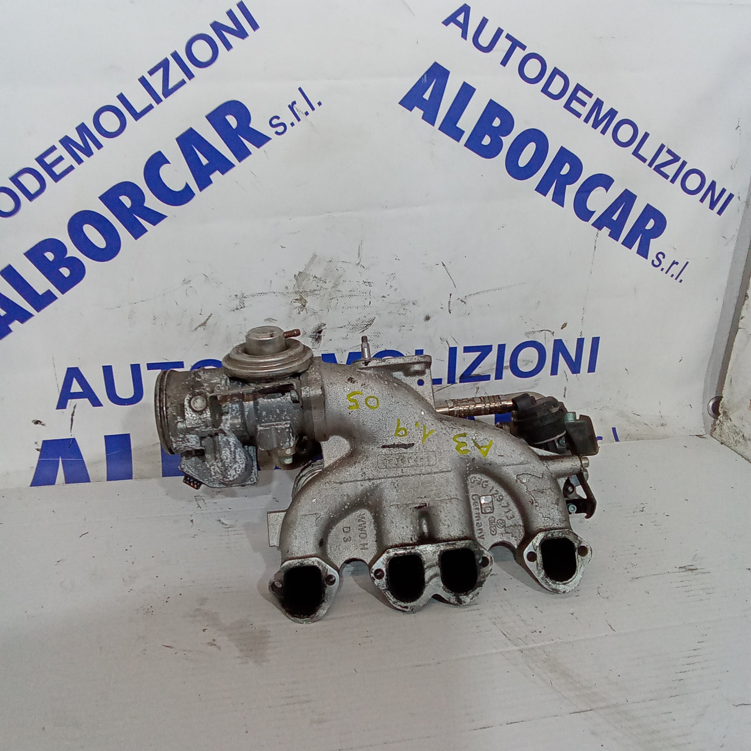 Collettore aspirazione completa audi A3 1.9tdi anno 2005