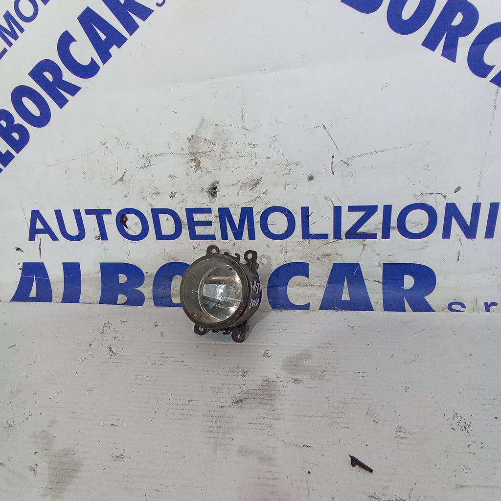 Faro fendinebbia destro ford fiesta 1.4tdi anno 2010