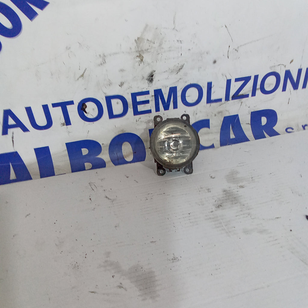Faro fendinebbia destro ford fiesta 1.4tdi anno 2010