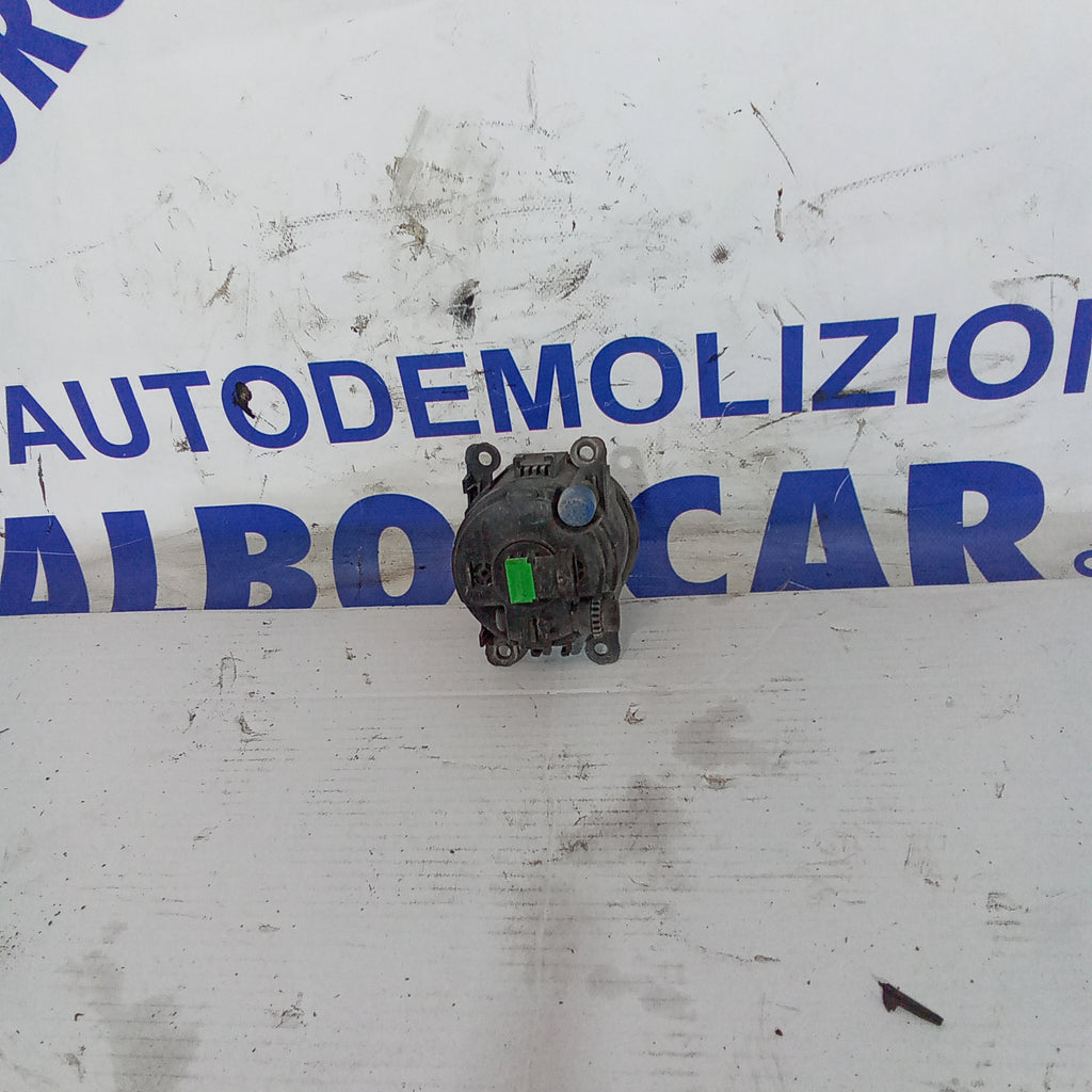 Faro fendinebbia destro ford fiesta 1.4tdi anno 2010