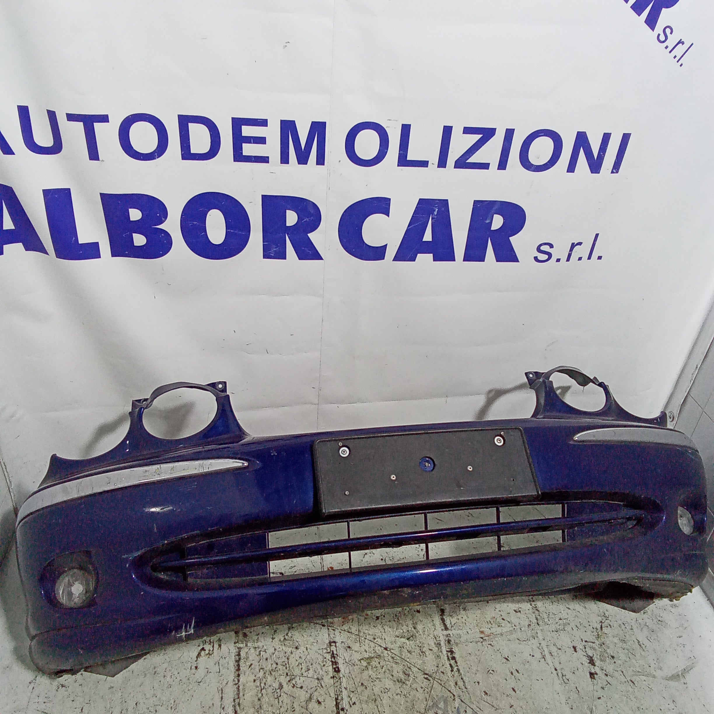 Complete front bumper Jaguar X-Type year 2003