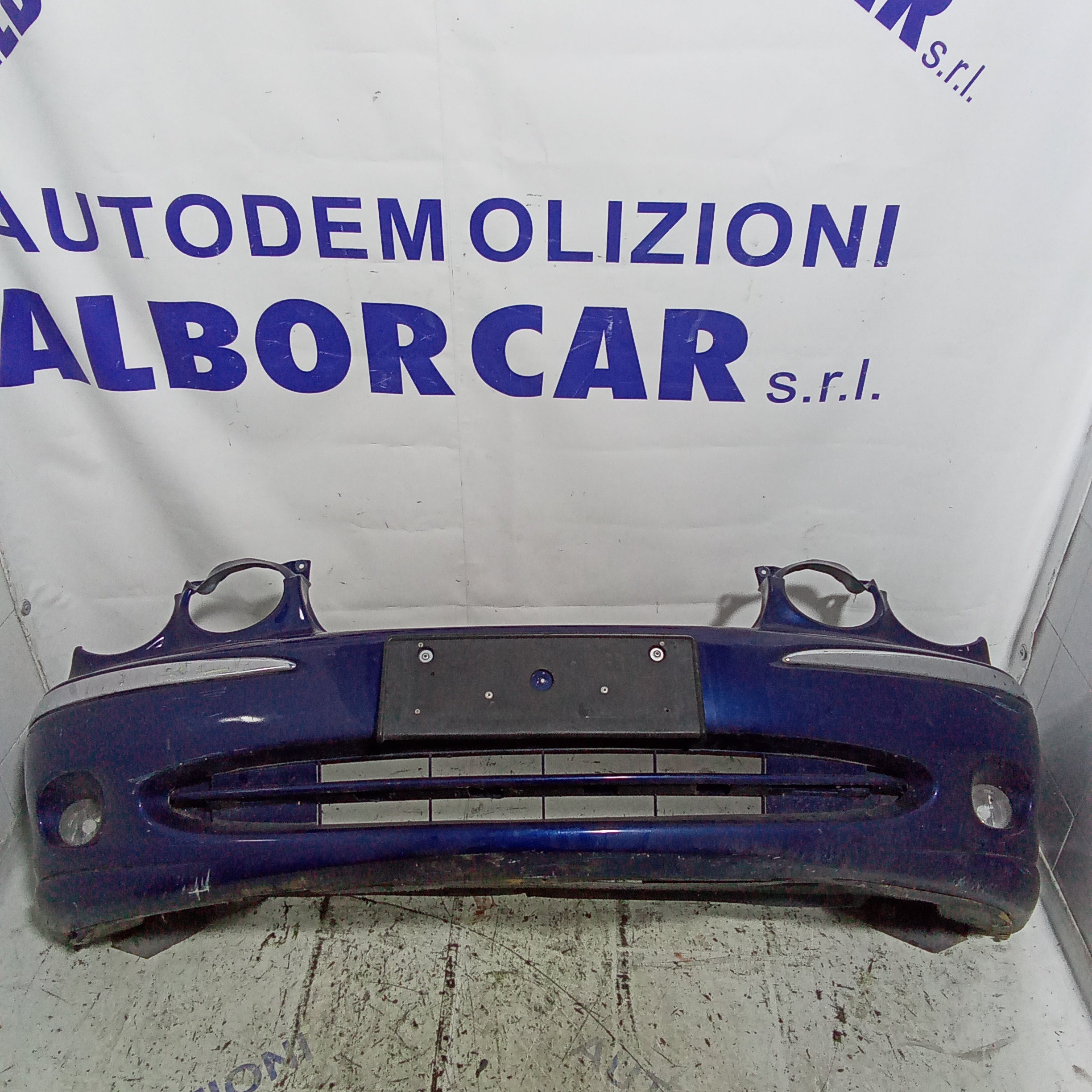 Complete front bumper Jaguar X-Type year 2003