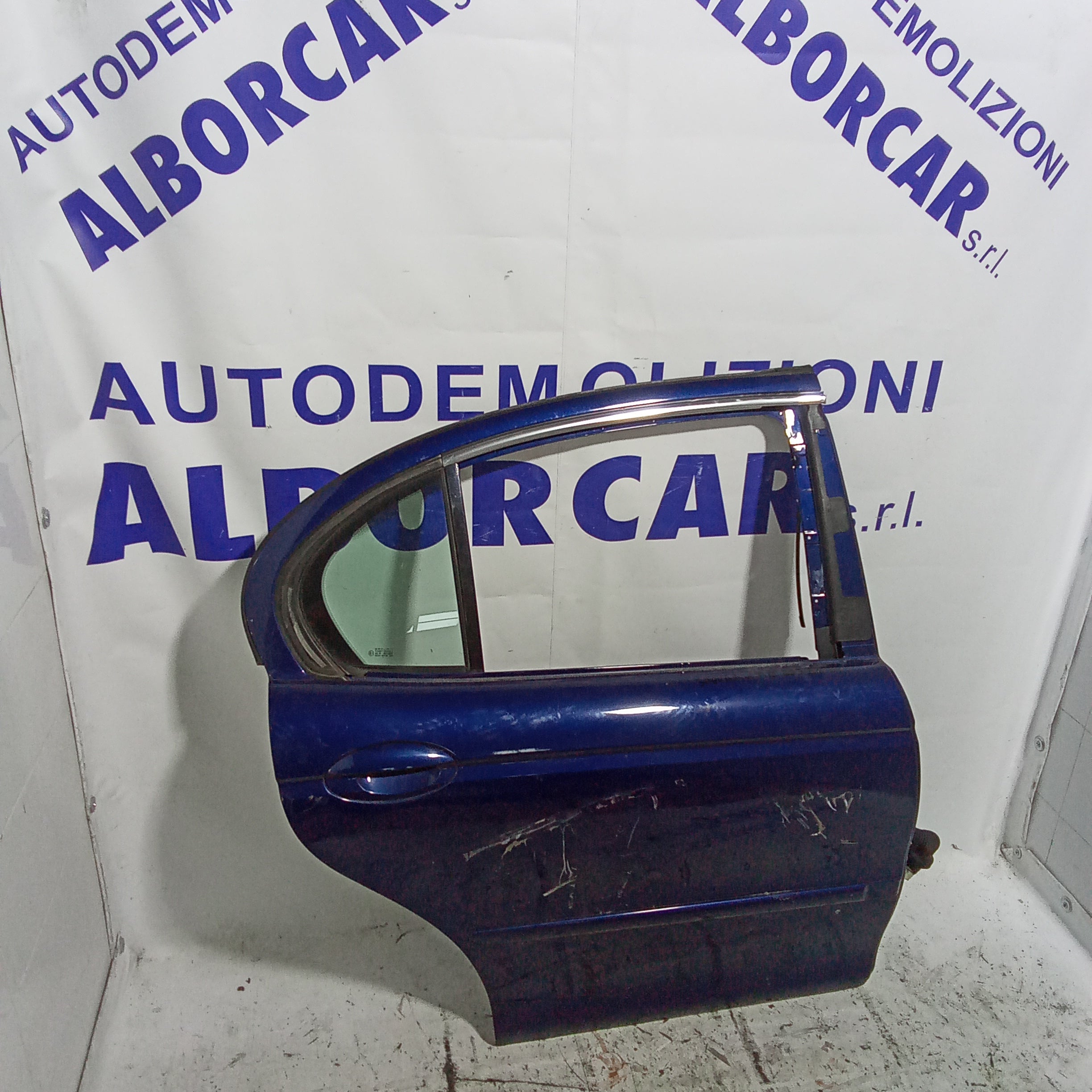 Right rear door Jaguar X-Type year 2003