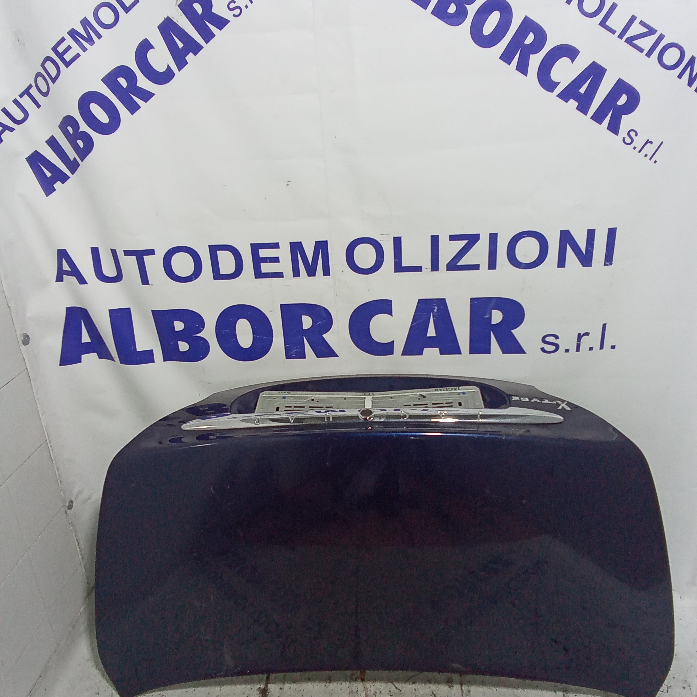Jaguar X-Type 2003 rear trunk lid
