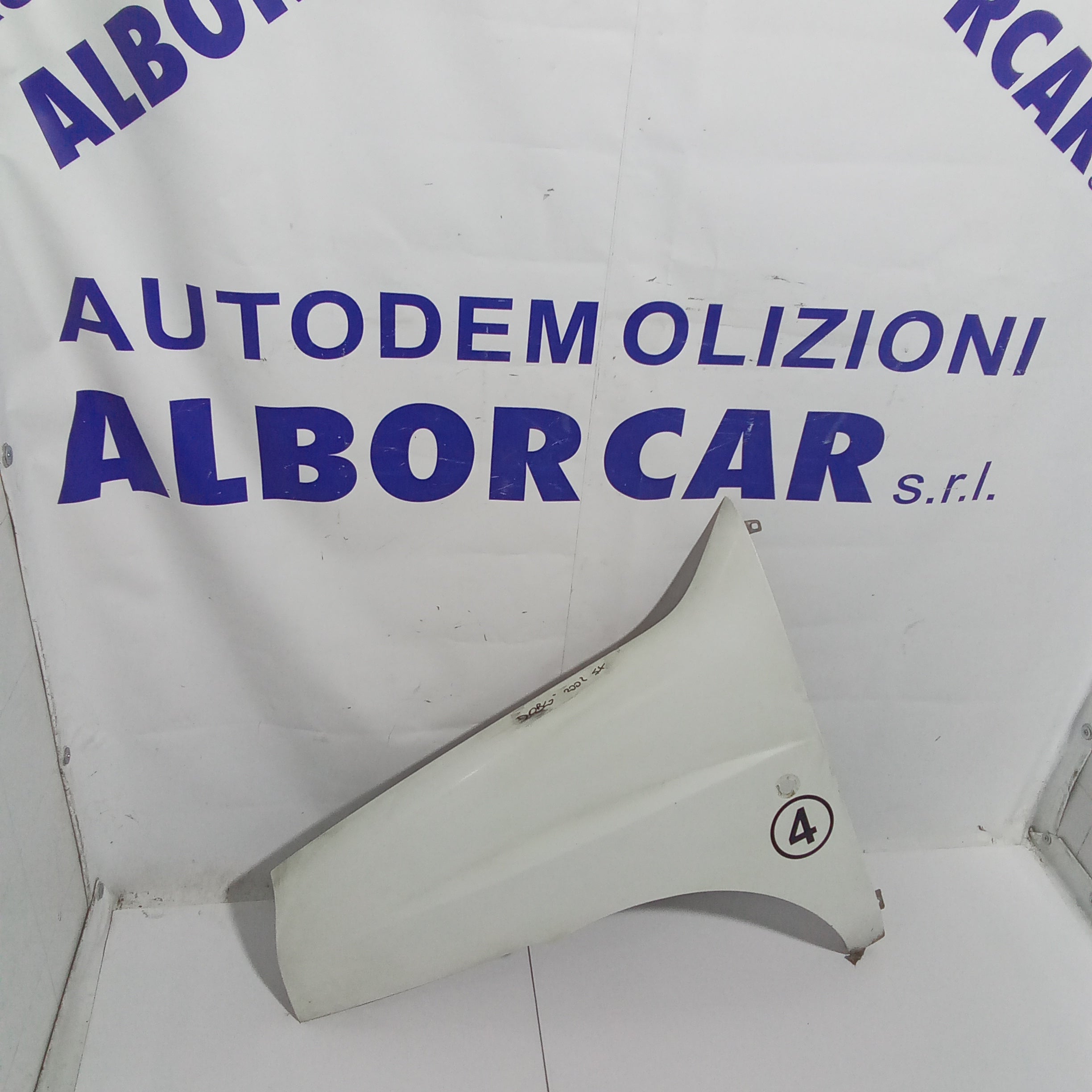 front left mudguard side panel Fiat Doblò JTD year 2002