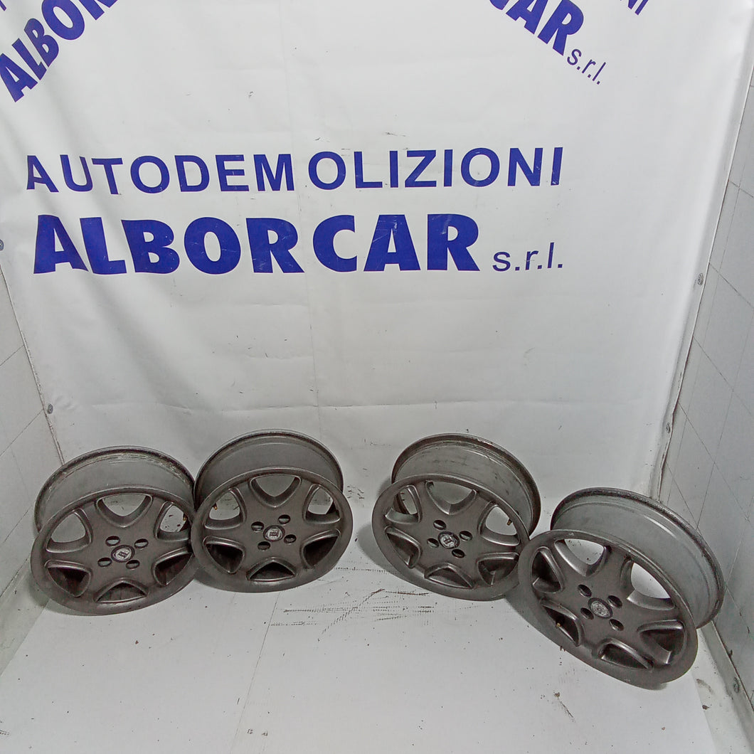4 cerchi in lega lancia y 1.2  misura 15 pollici