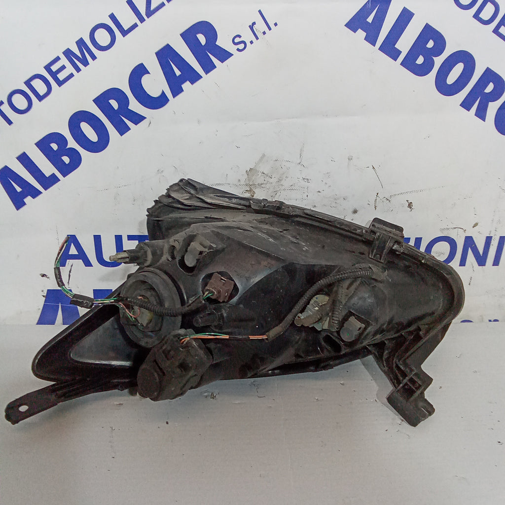 Right front headlight Toyota Aygo 1st series