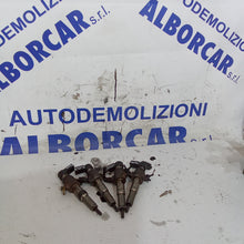 Carica l&#39;immagine nel visualizzatore di Gallery, 4 iniettori ford fiesta 1.4tdci anno 2006
