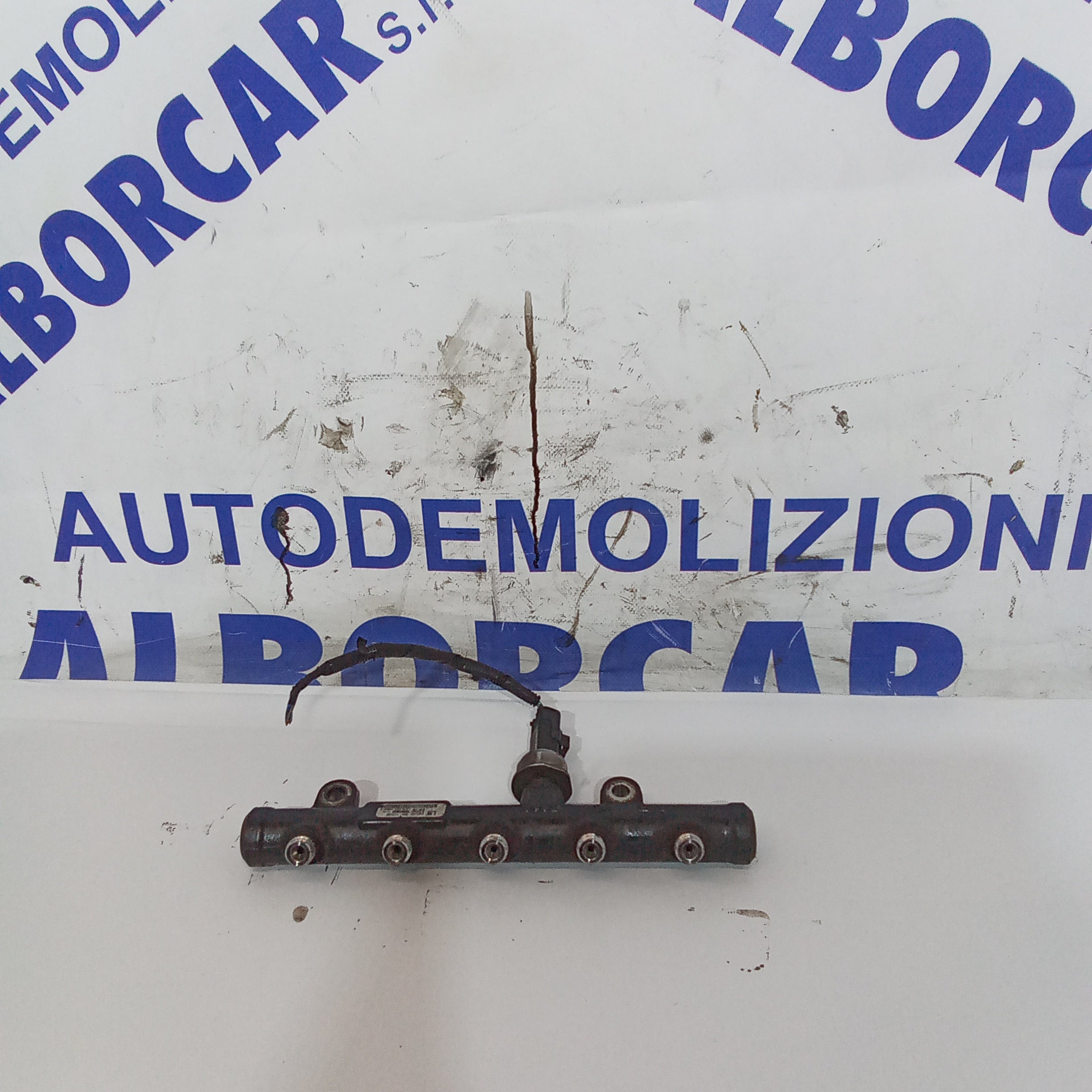 Ford S MAX 2.0tdci fuel rail
