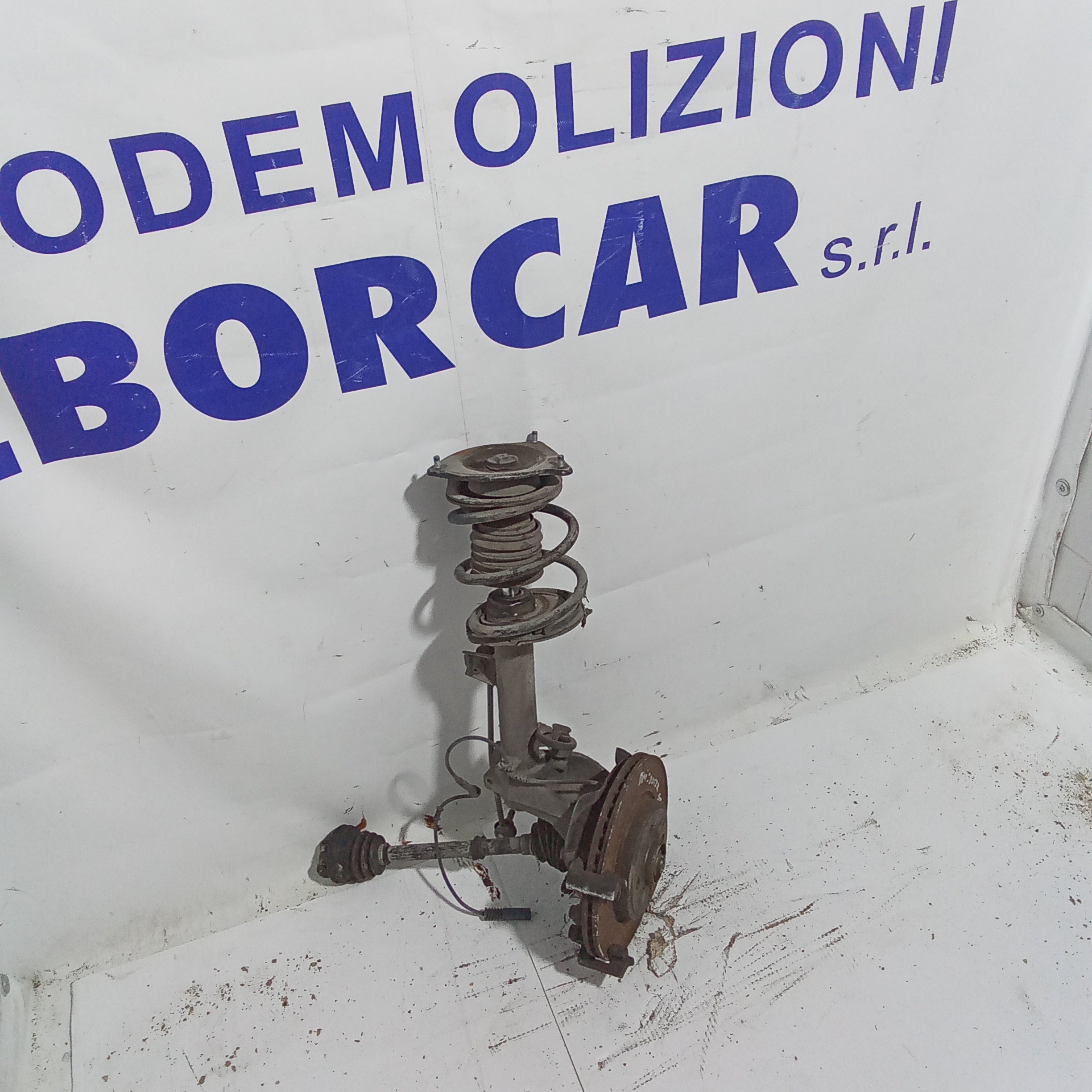 Complete left steering knuckle mini cooper