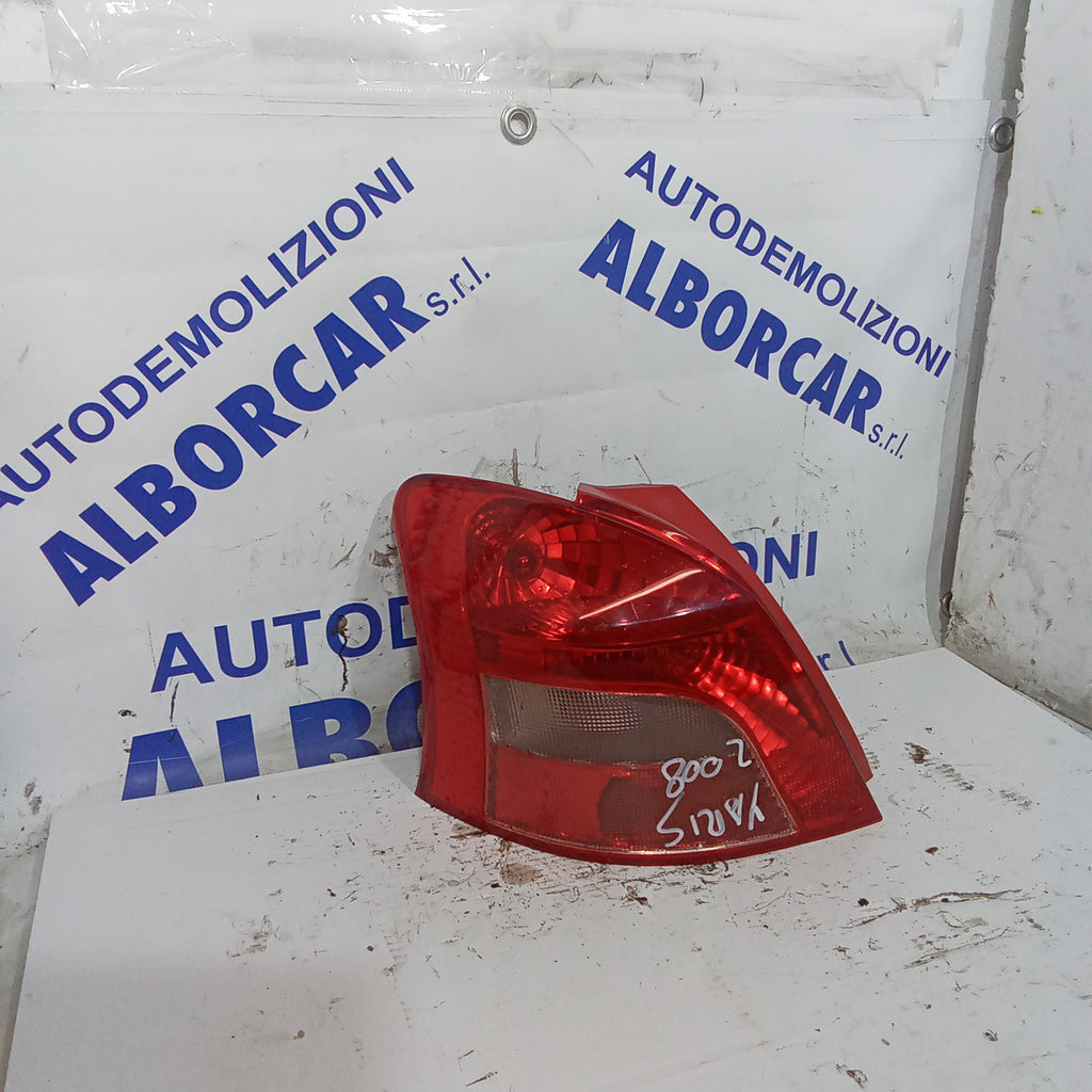 Left rear tail light Toyota Yaris 1.3 petrol year 2008
