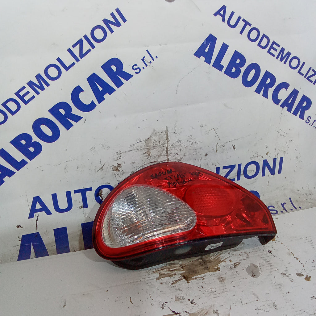 Jaguar X-Type 2003 left rear taillight
