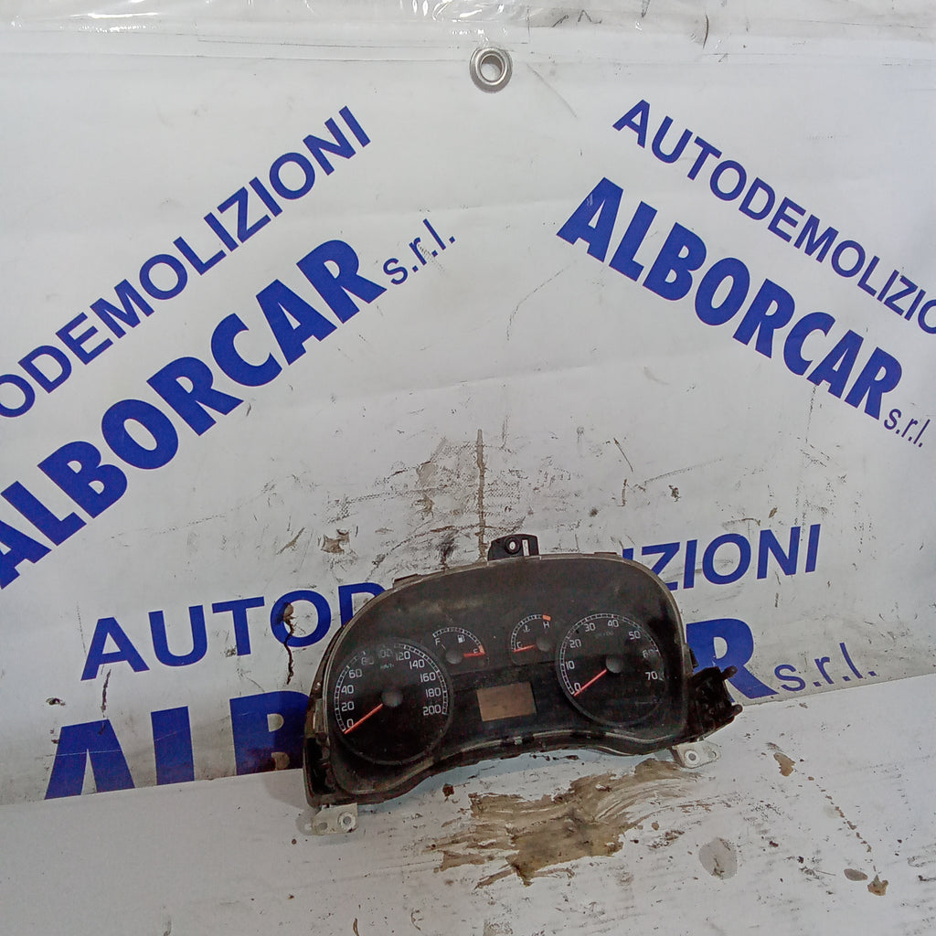 Instrument cluster speedometer Fiat Punto 1.3 mjt