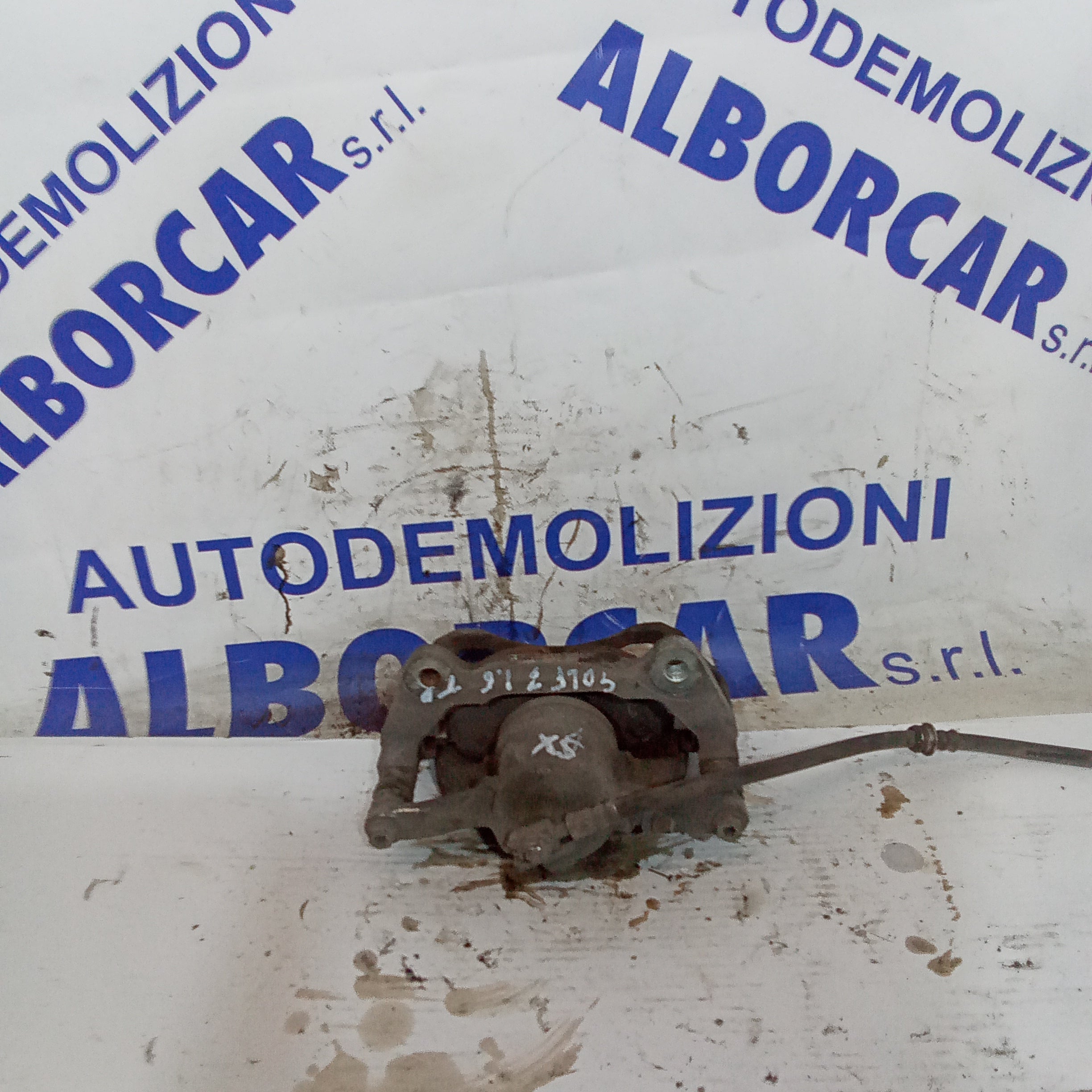 left brake caliper Volkswagen Golf 3 Series 1.6 TDI