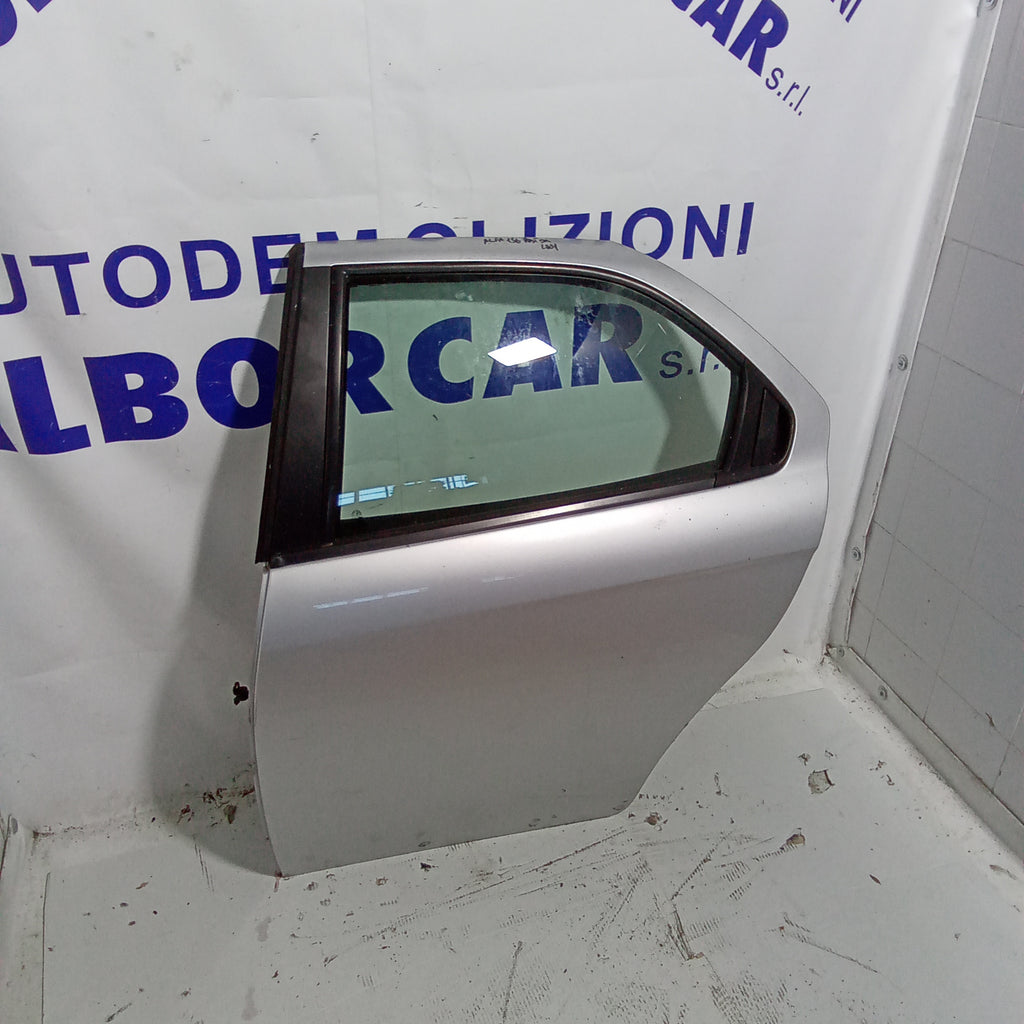 Puerta trasera izquierda (completa) Alfa 156 2.0 gasolina año 2001