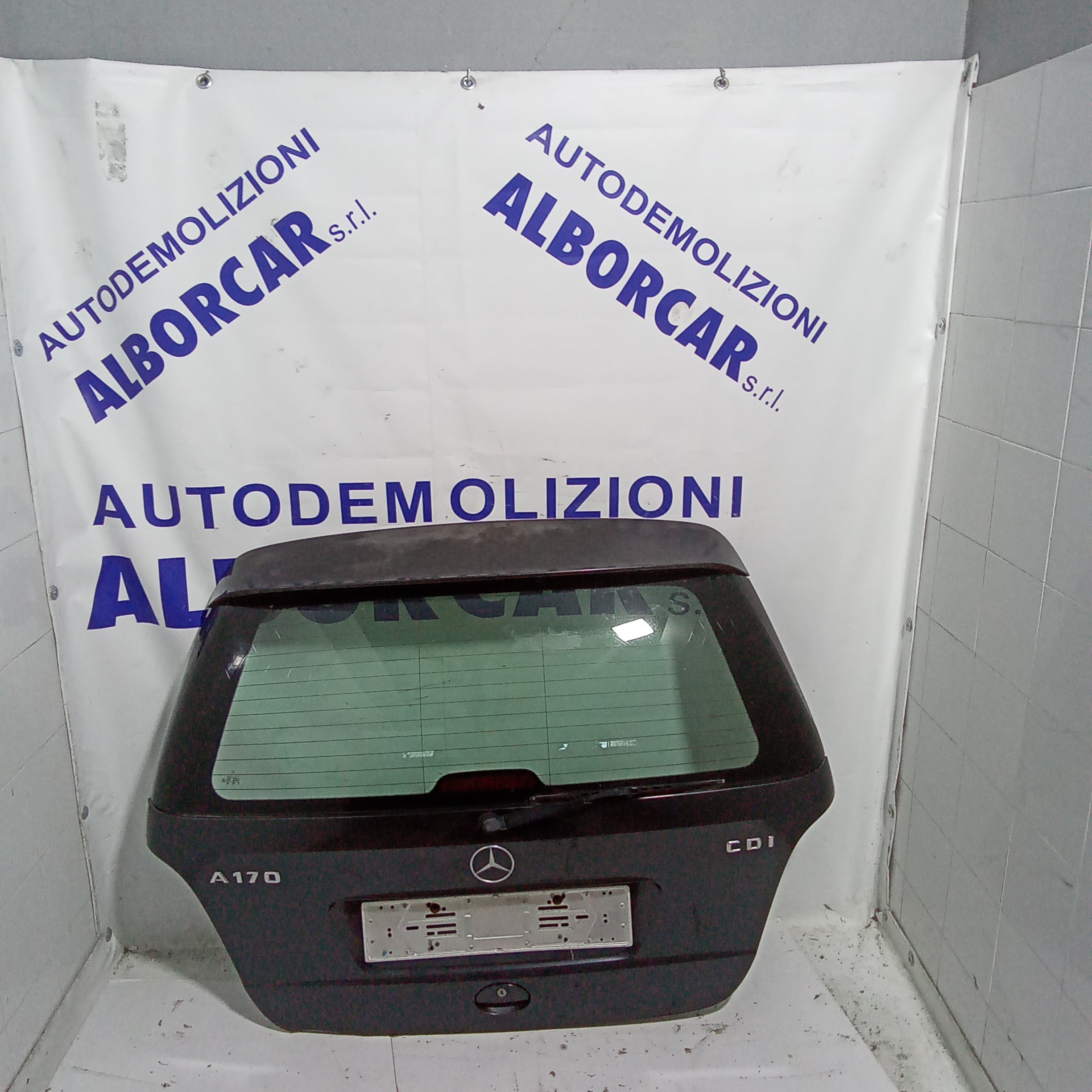 Mercedes A170 tailgate, year 2002