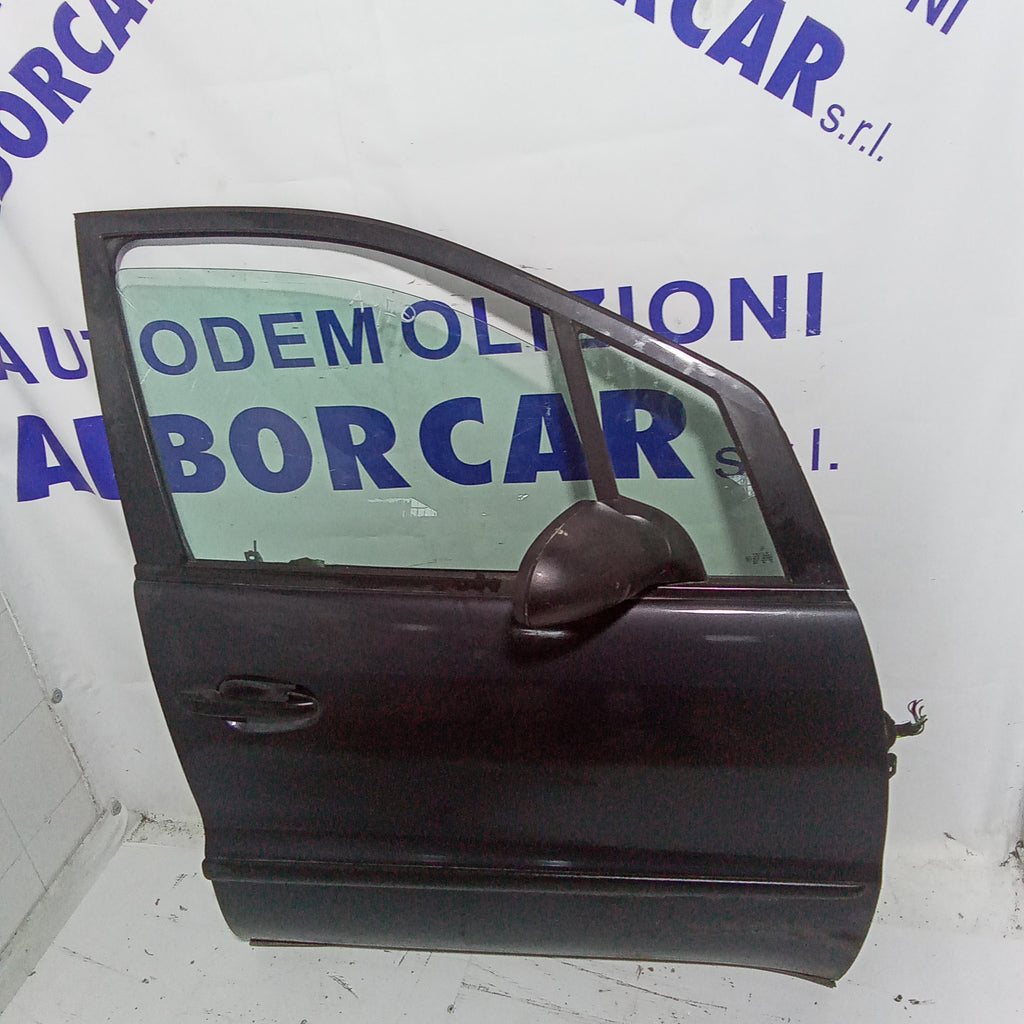 Front right door (complete) Mercedes A170 year 2002