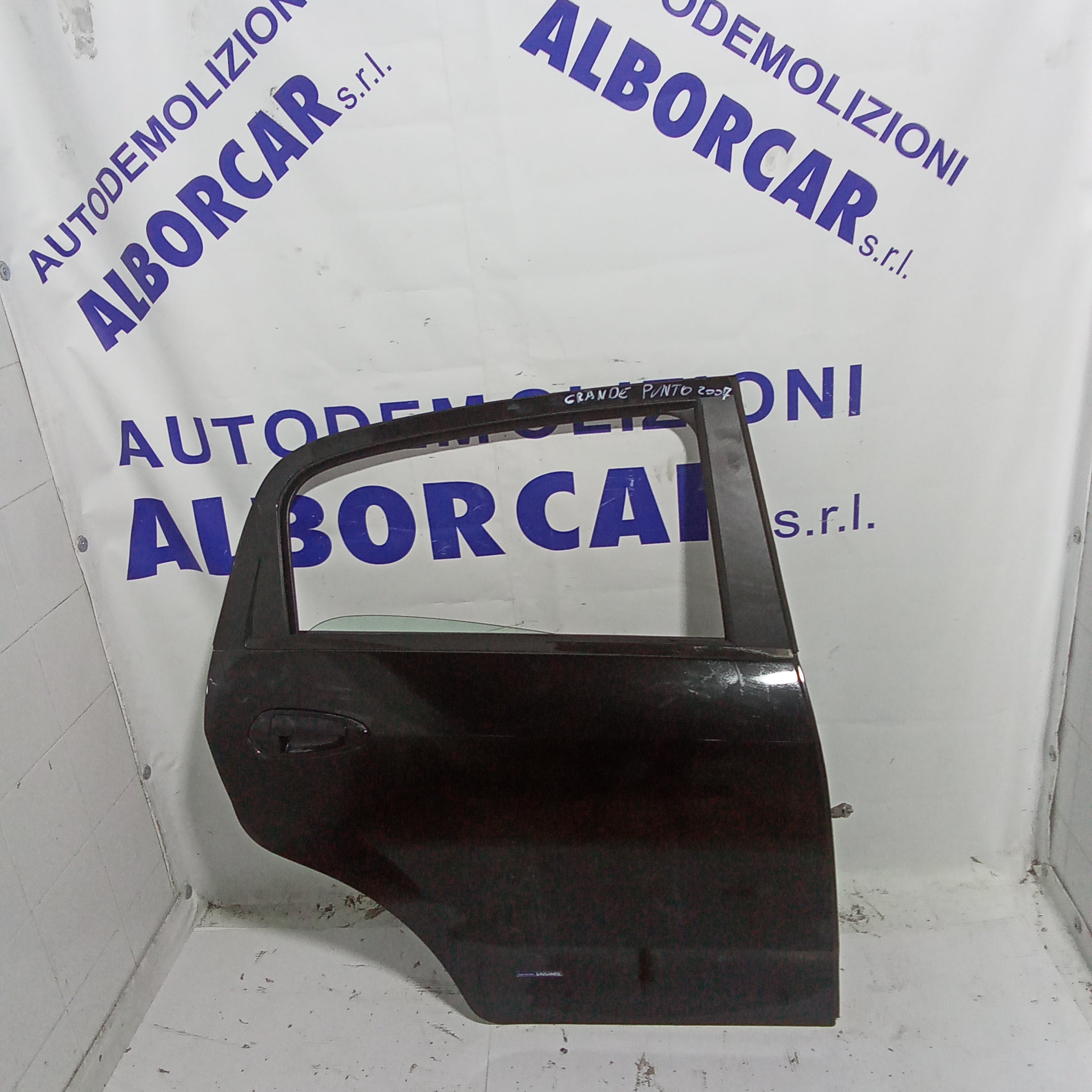 rear right door (complete) Fiat Grande Punto year 2006