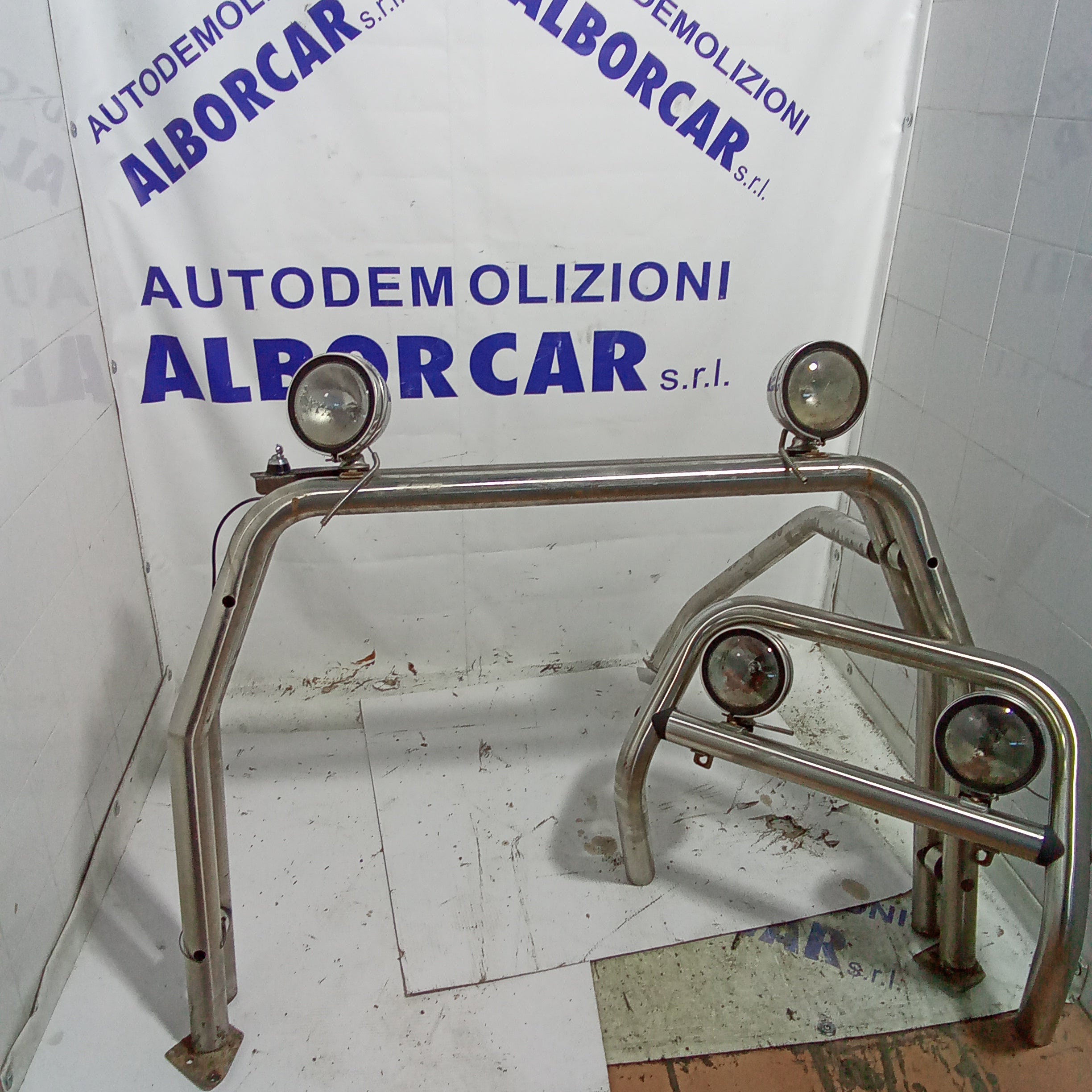 Roll bar Tata Safari year 2005