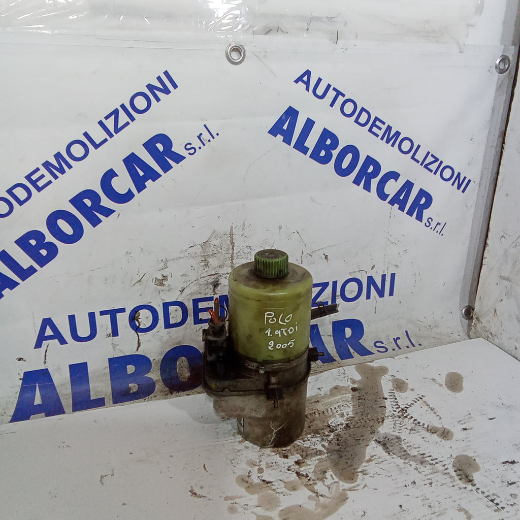 Power steering pump Volkswagen Polo 1.9TDI year 2005