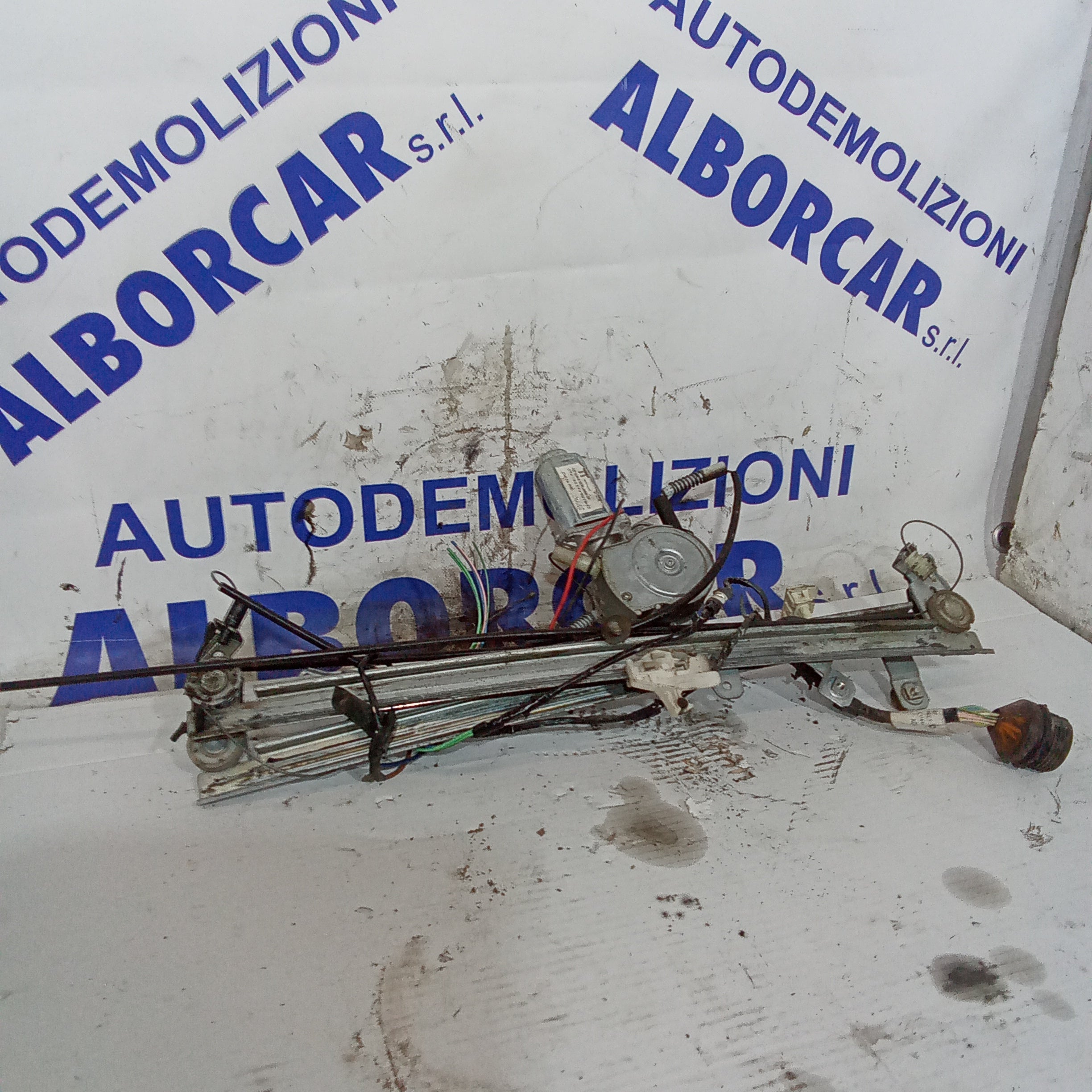Right rear window regulator Citroen Berlingo 1.6d year 2005