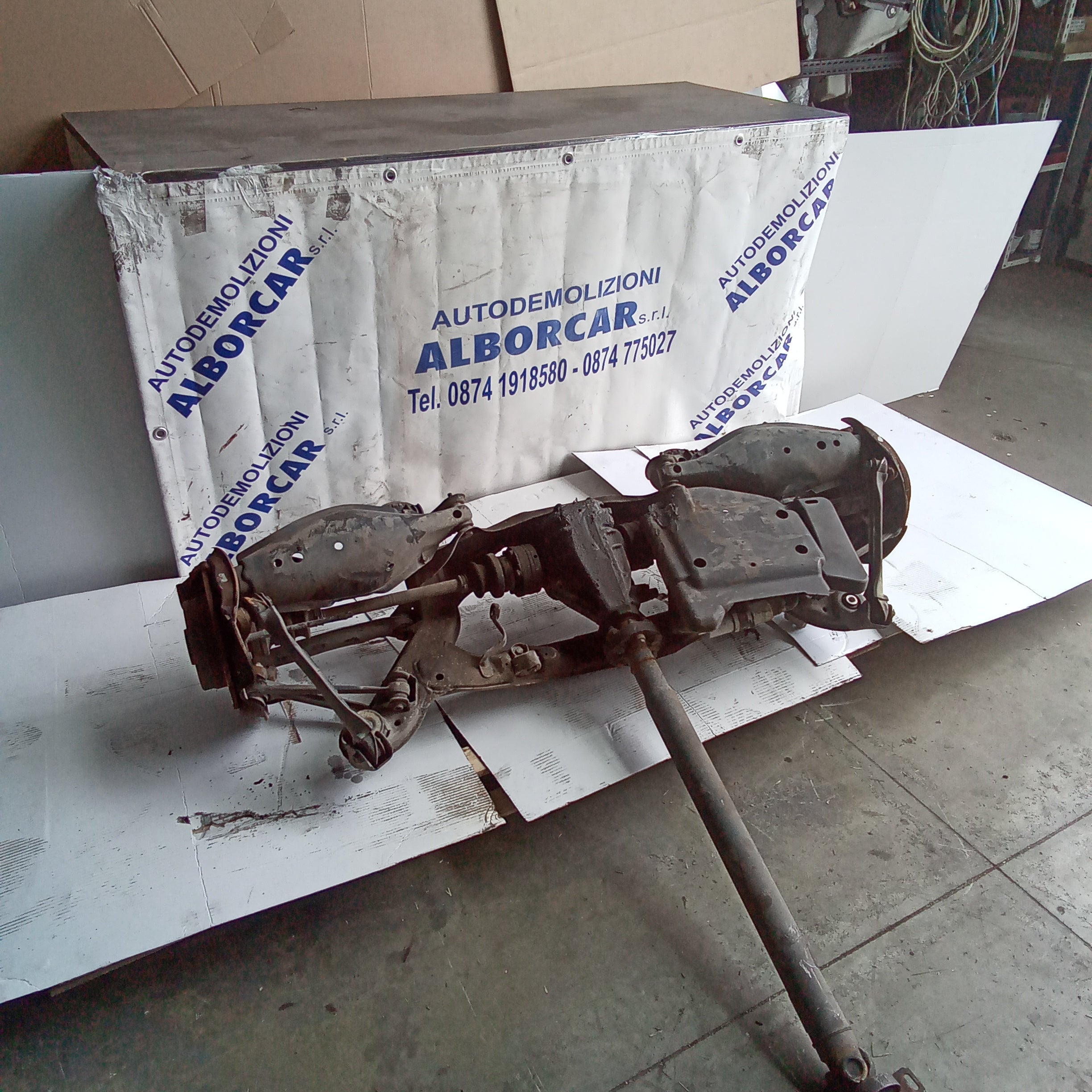 Ponte assale posteriore completo mercedes C220 anno 1996