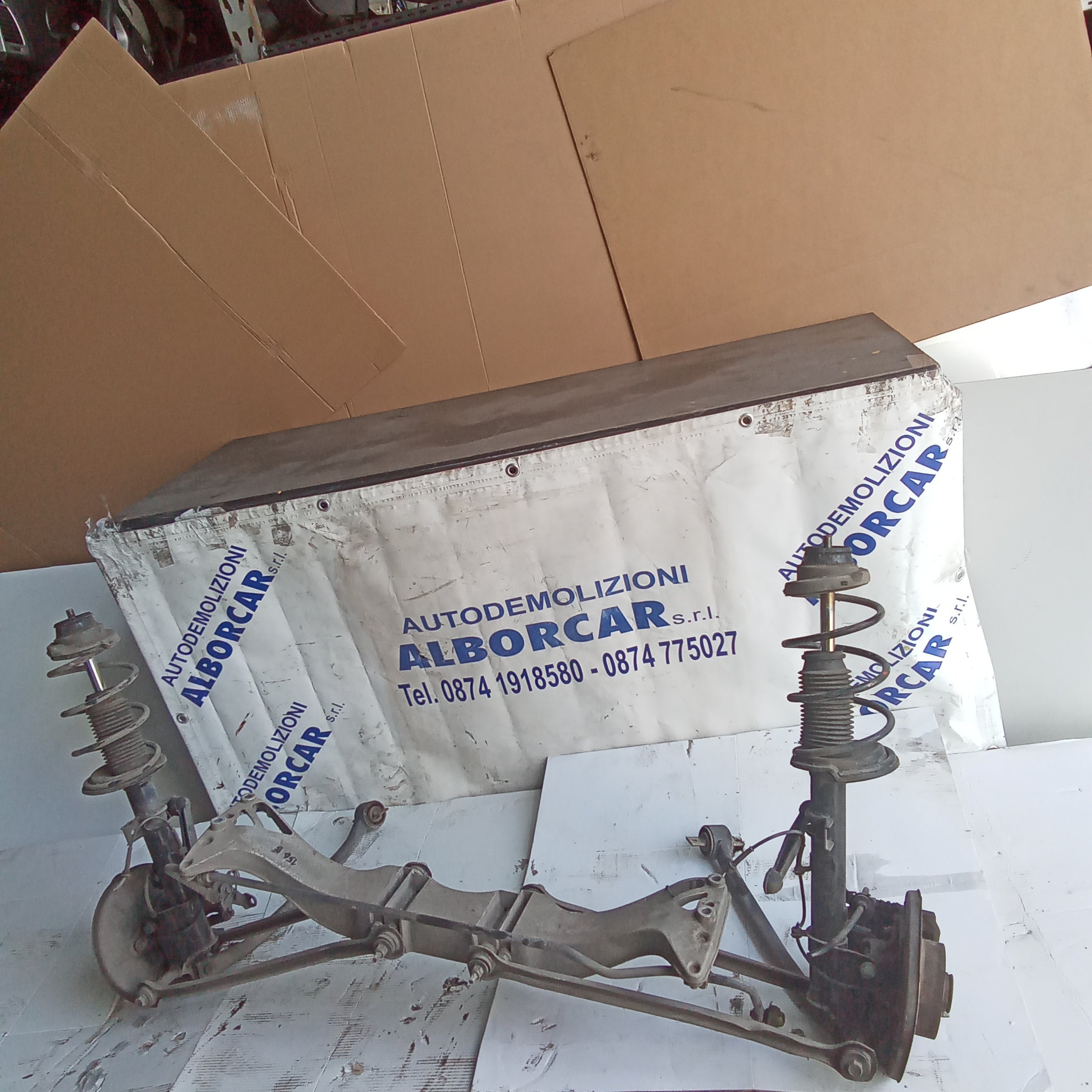 Ponte assale posteriore completo alfa 156 2.0 benzina anno 2001