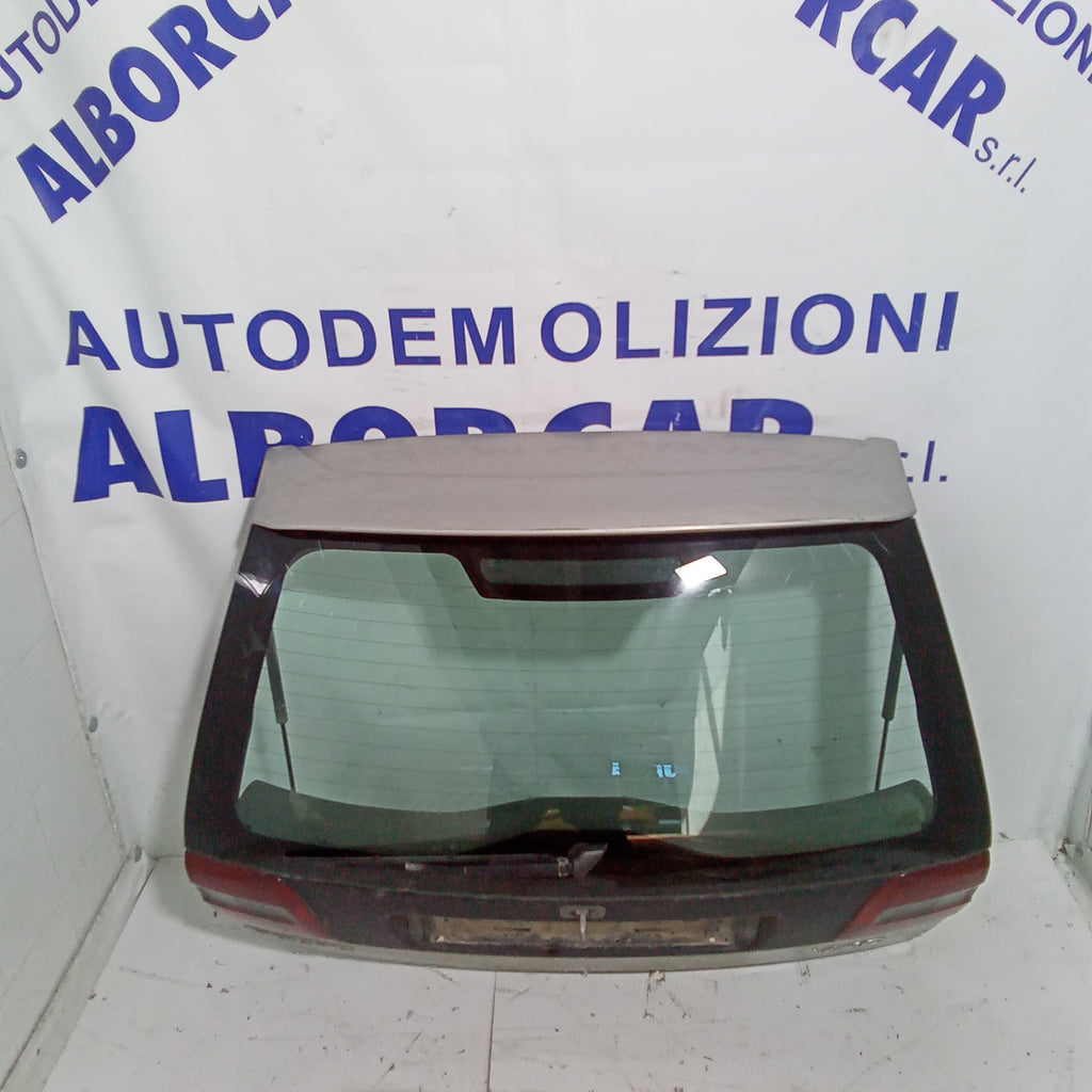 portellone baule posteriore completo volvo V40 1.9 diesel anno 2000