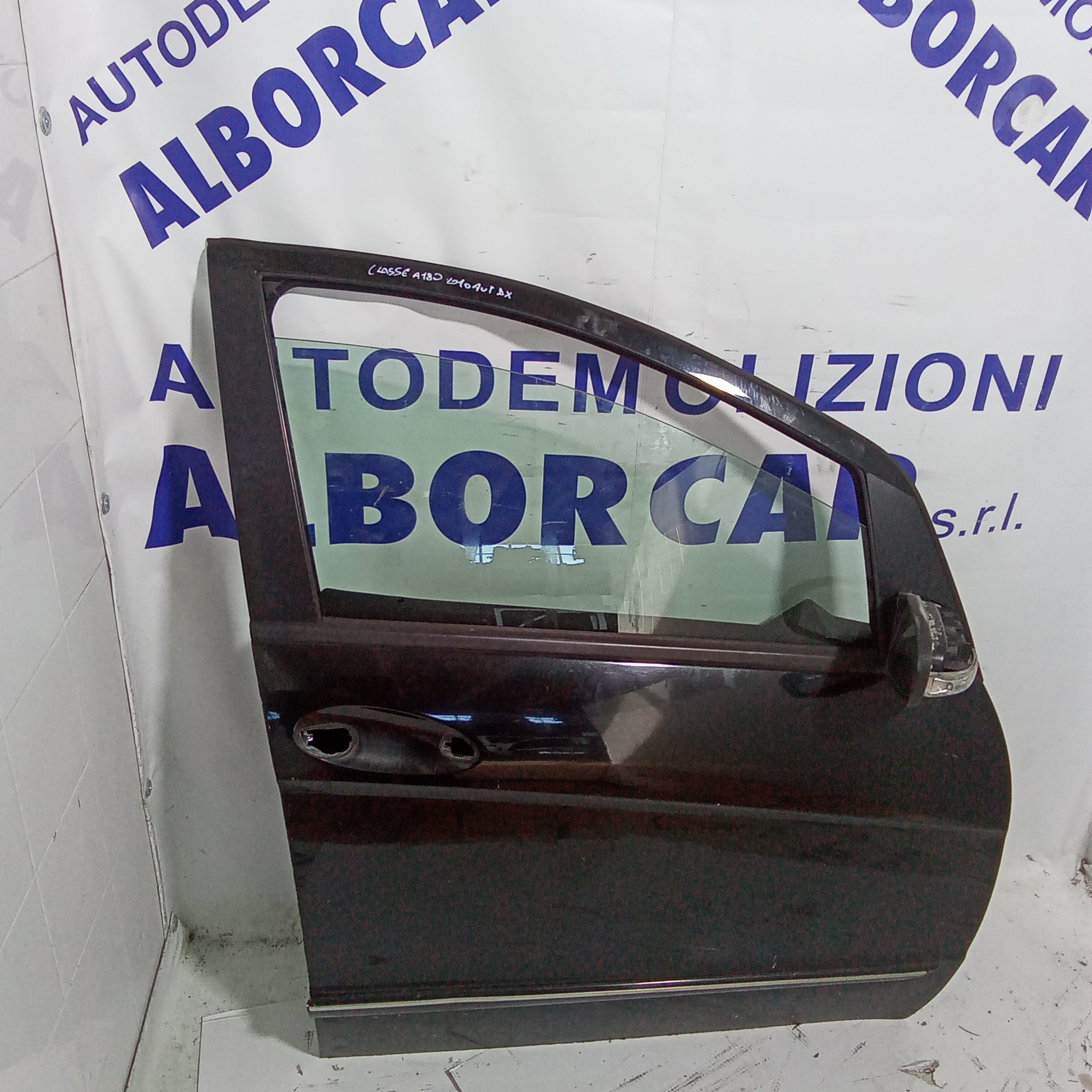 sportello anteriore destro  (completo)  mercedes A180 anno 2010