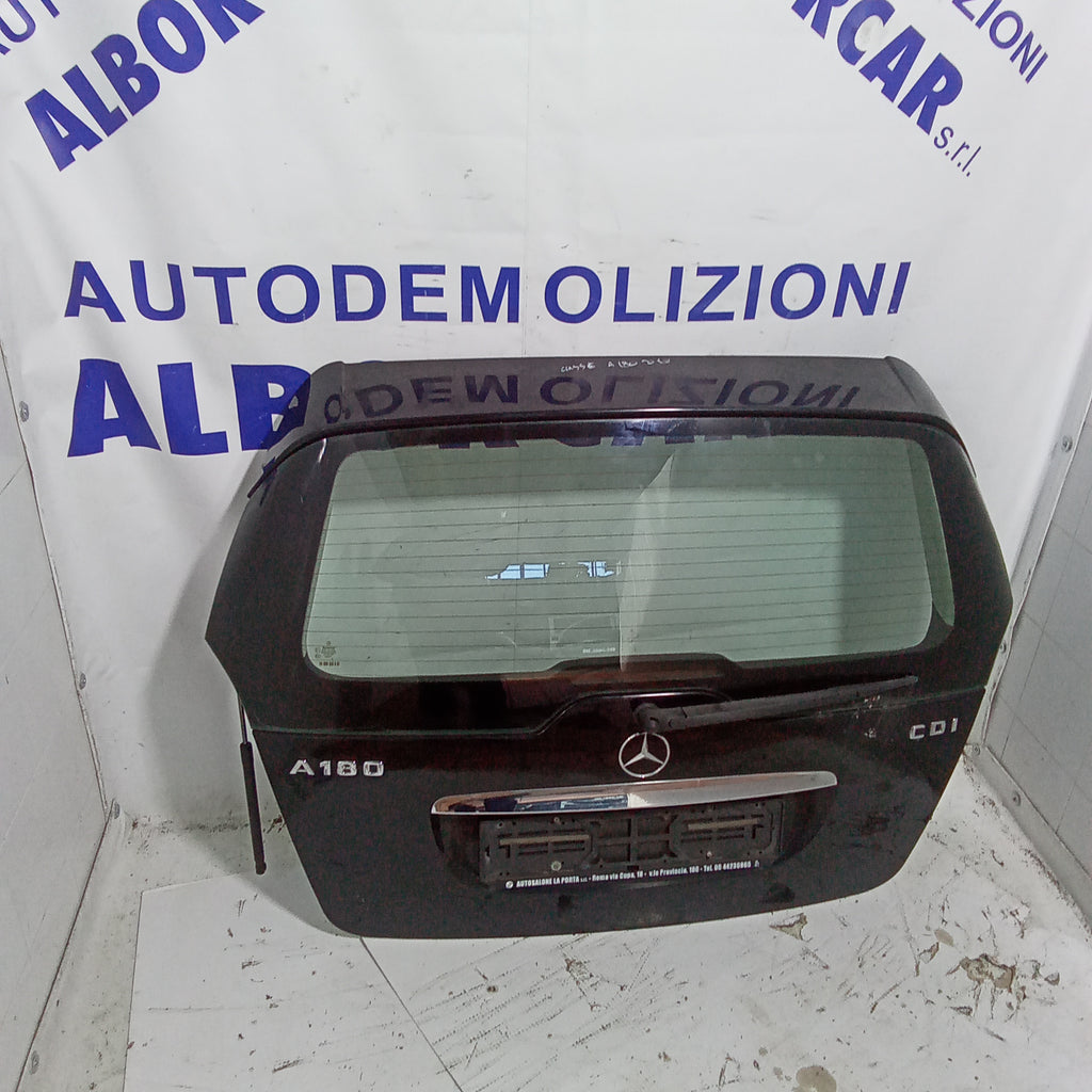 portellone baule posteriore mercedes A180 anno 2010