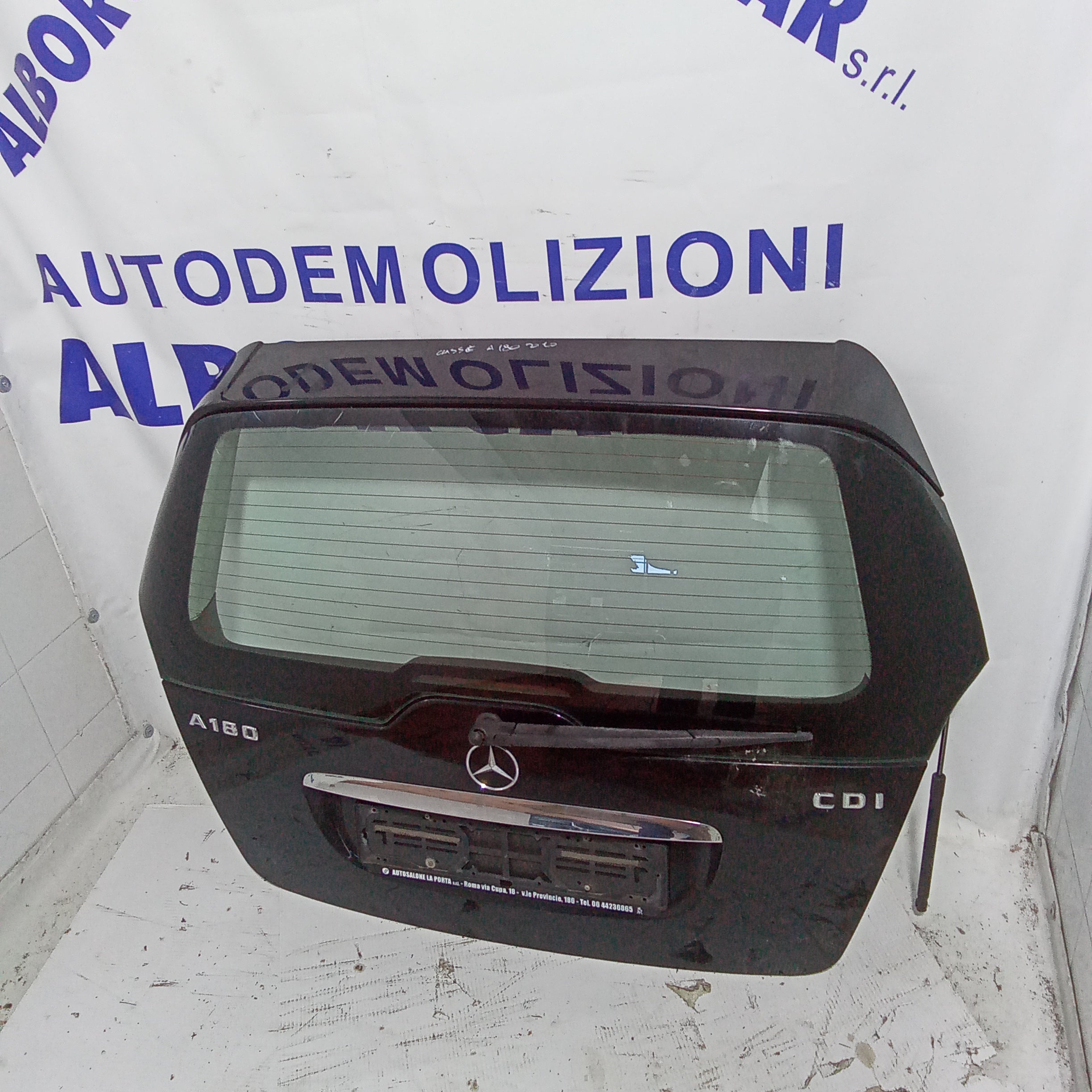 portellone baule posteriore mercedes A180 anno 2010