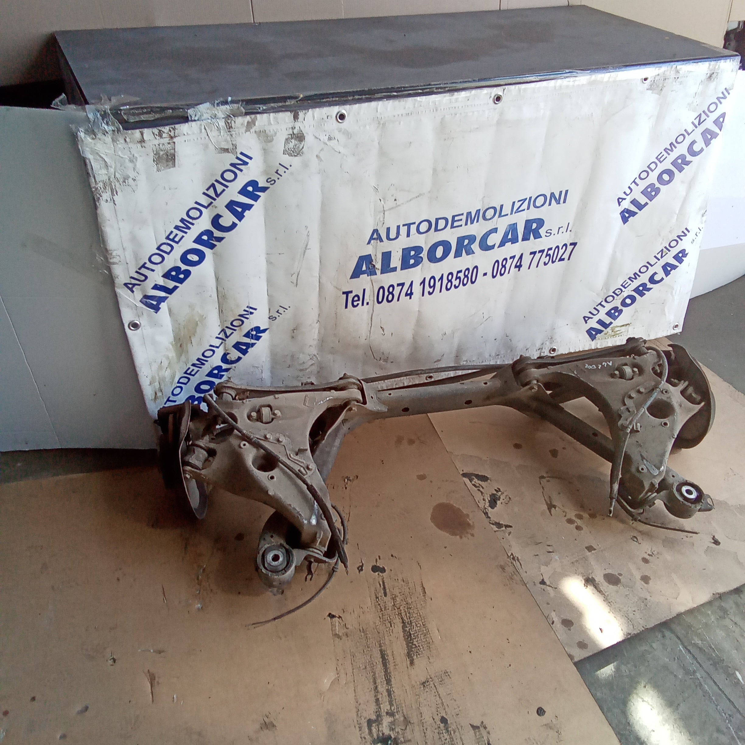 Ponte assale posteriore completo audi A4 1.9tdi anno 2004