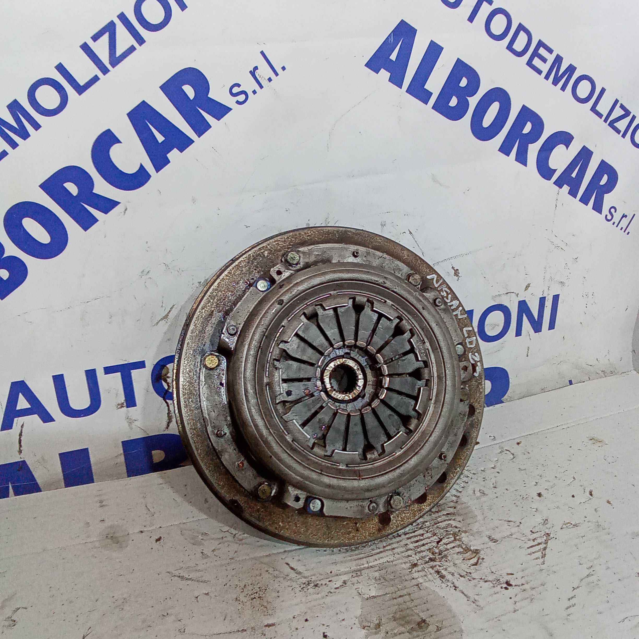 Volano frizione nissan legancy 2.0d anno 2003