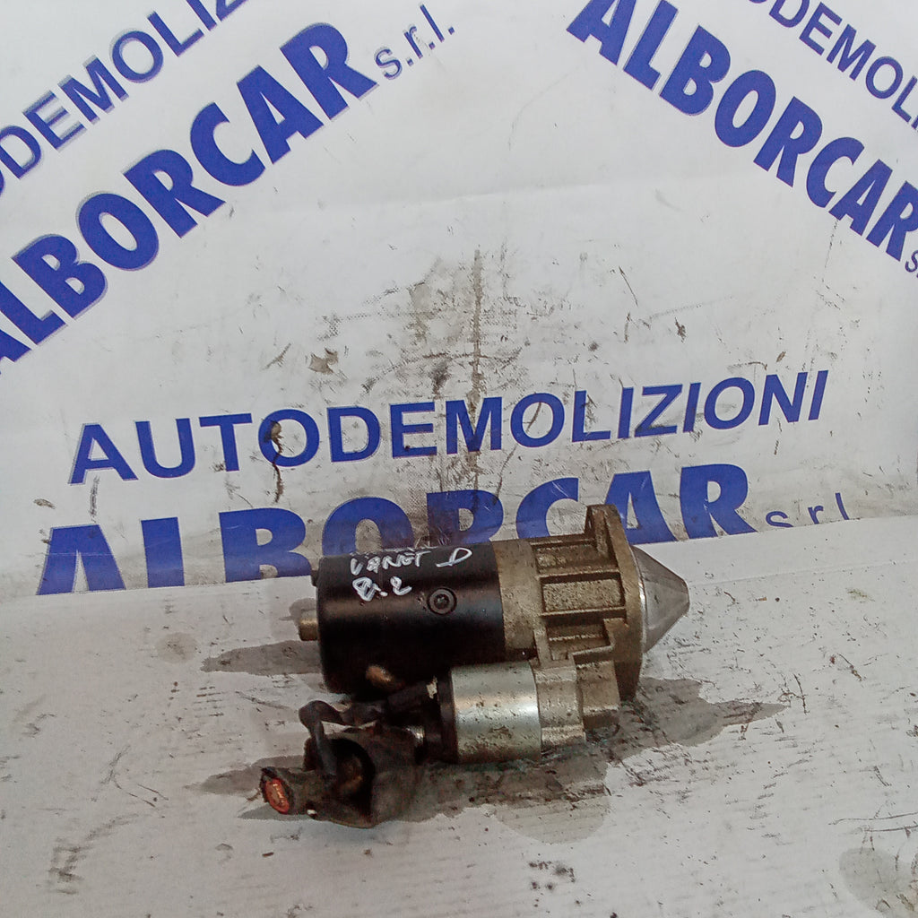 motor de arranque Nissan Vanette LD 2.3 diésel año 2005